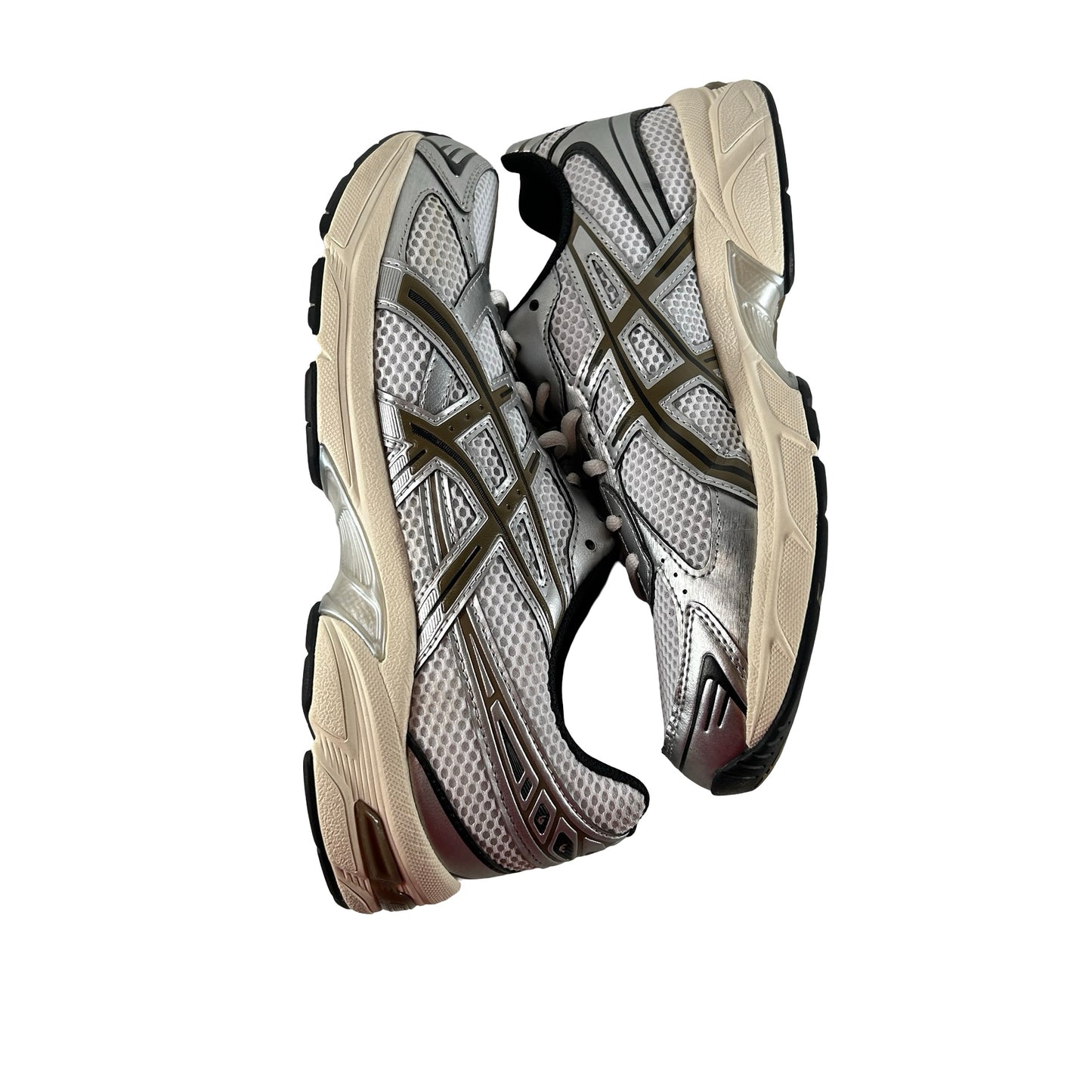 1201A256 113 ASICS Gel-1130 White Clay Canyon [USED] - 9.5 M (Used2) (No Box2)