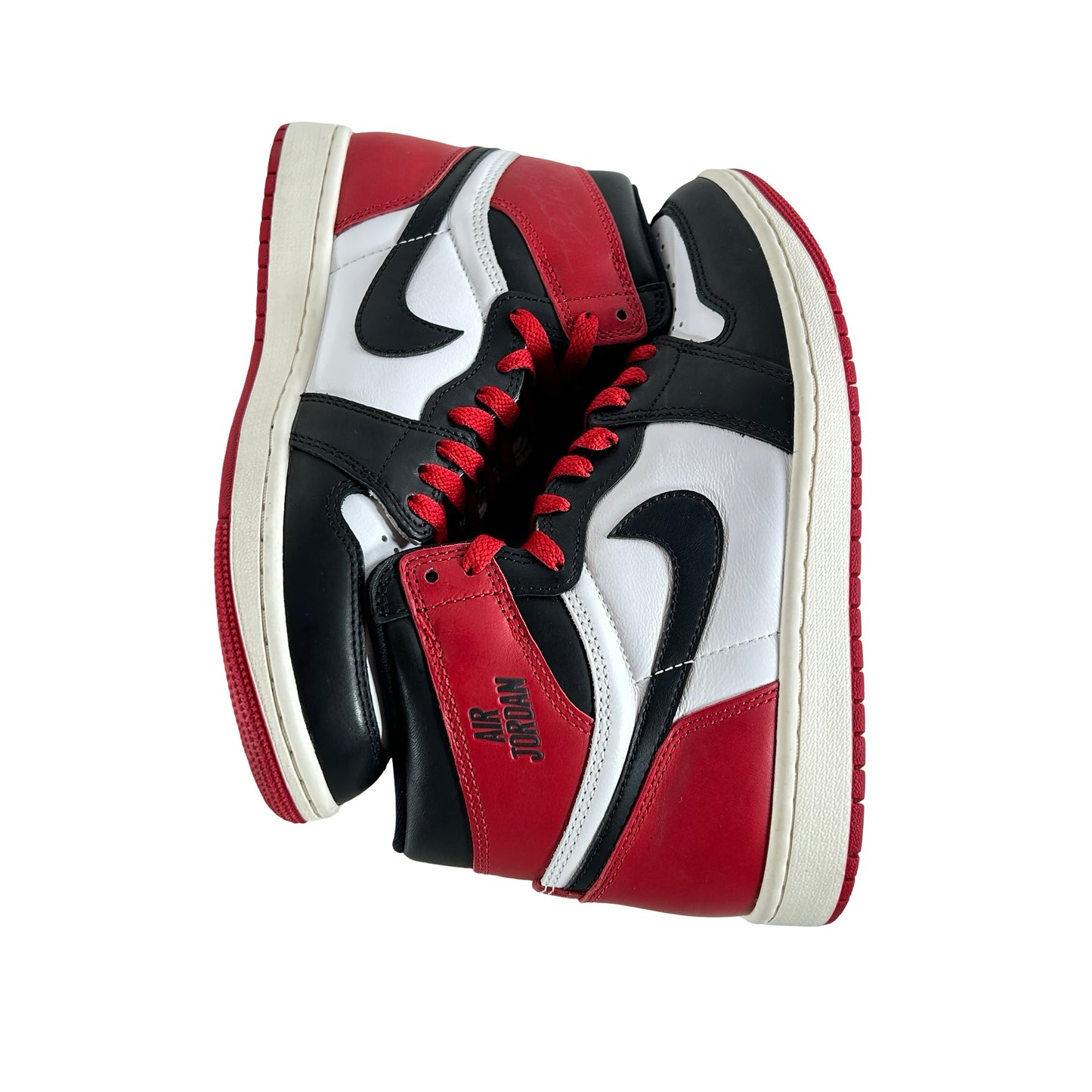DZ5485 106 Jordan 1 Retro High OG Black Toe Reimagined [USED] - 7.5 M (Used) (No Box)