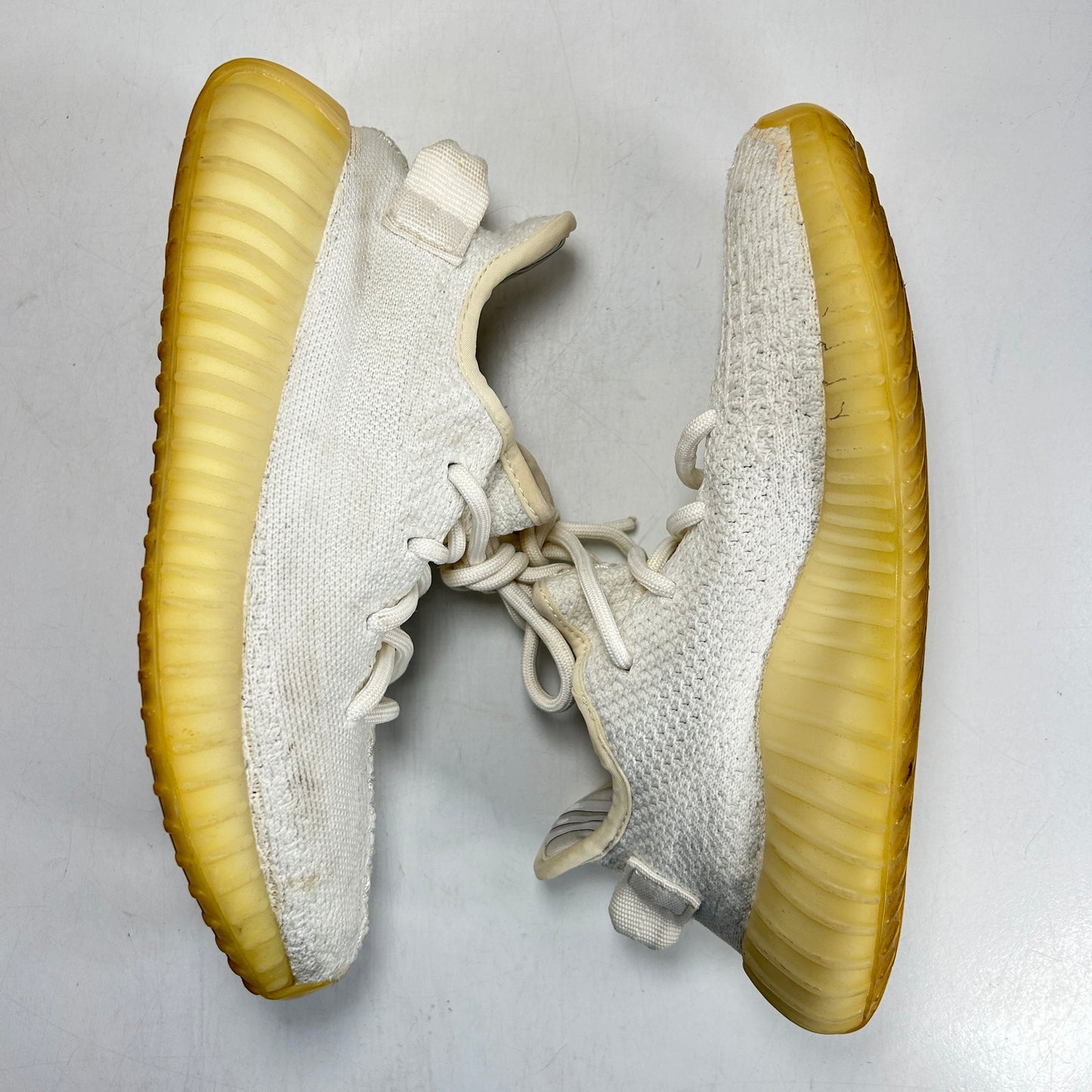 CP9366 Yeezy 350 V2 Cream White [USED] - 4.5 M (Used)