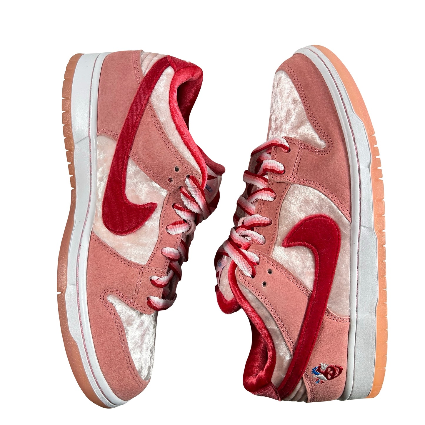CT2552 800 Dunk SB Bajo ExtrañoAmor