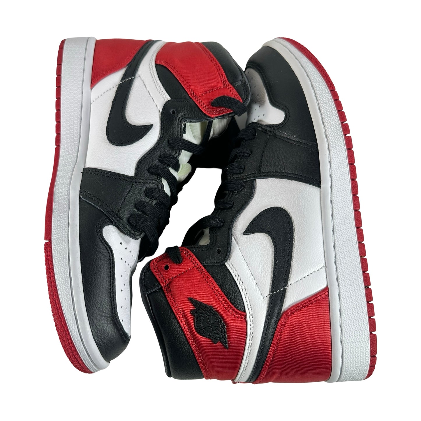 CD0461 016 AJ1 Satin Black Toe [USED] - 8.5 W (Used)