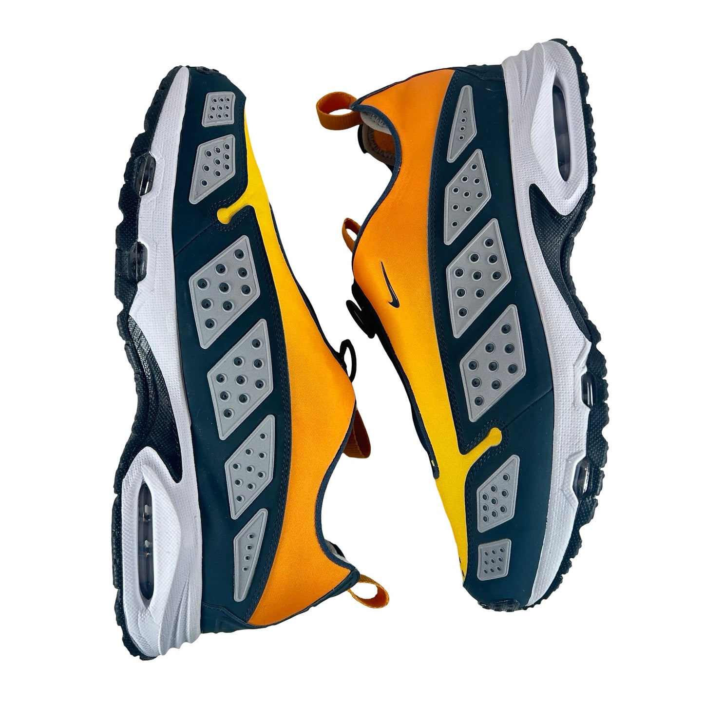 HJ8080 700 Nike Air Max Sunder Canyon Gold Deep Ocean (W) [USED] - 13.5 W (Used)