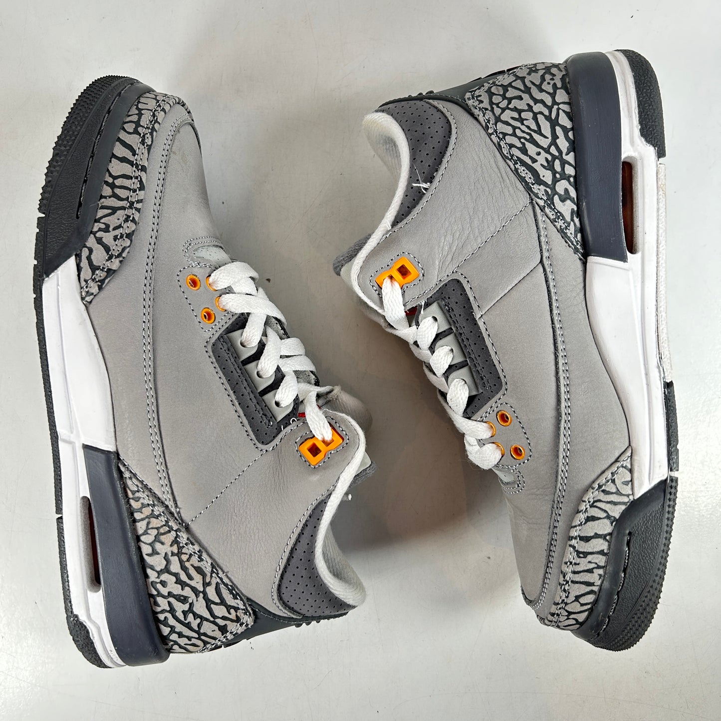 398614 012 Jordan 3 Retro Cool Grey (2021) (GS) [USED] - 4.5 Y (Used)