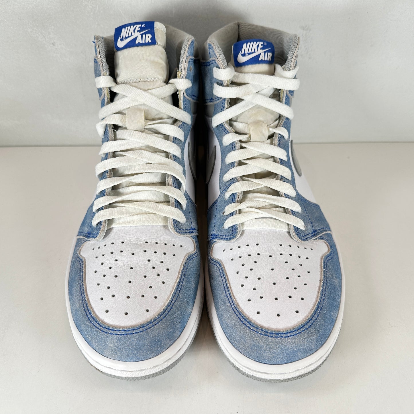 555088 402 Jordan 1 Hyper Royal [USED] - 11 M (Used) (Replace Box)