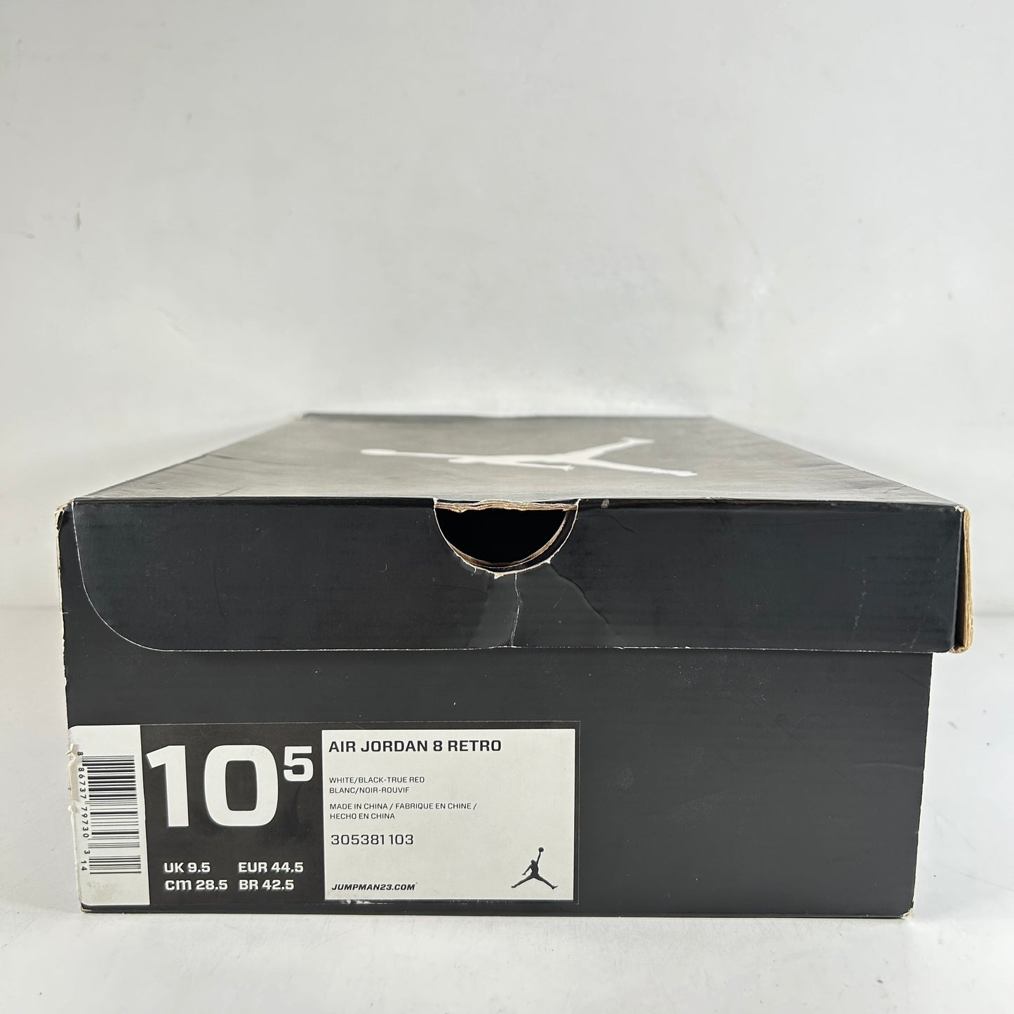 305381 103 Jordan 8 Retro Bugs Bunny (2013) [USED] - 10.5 M (Used)