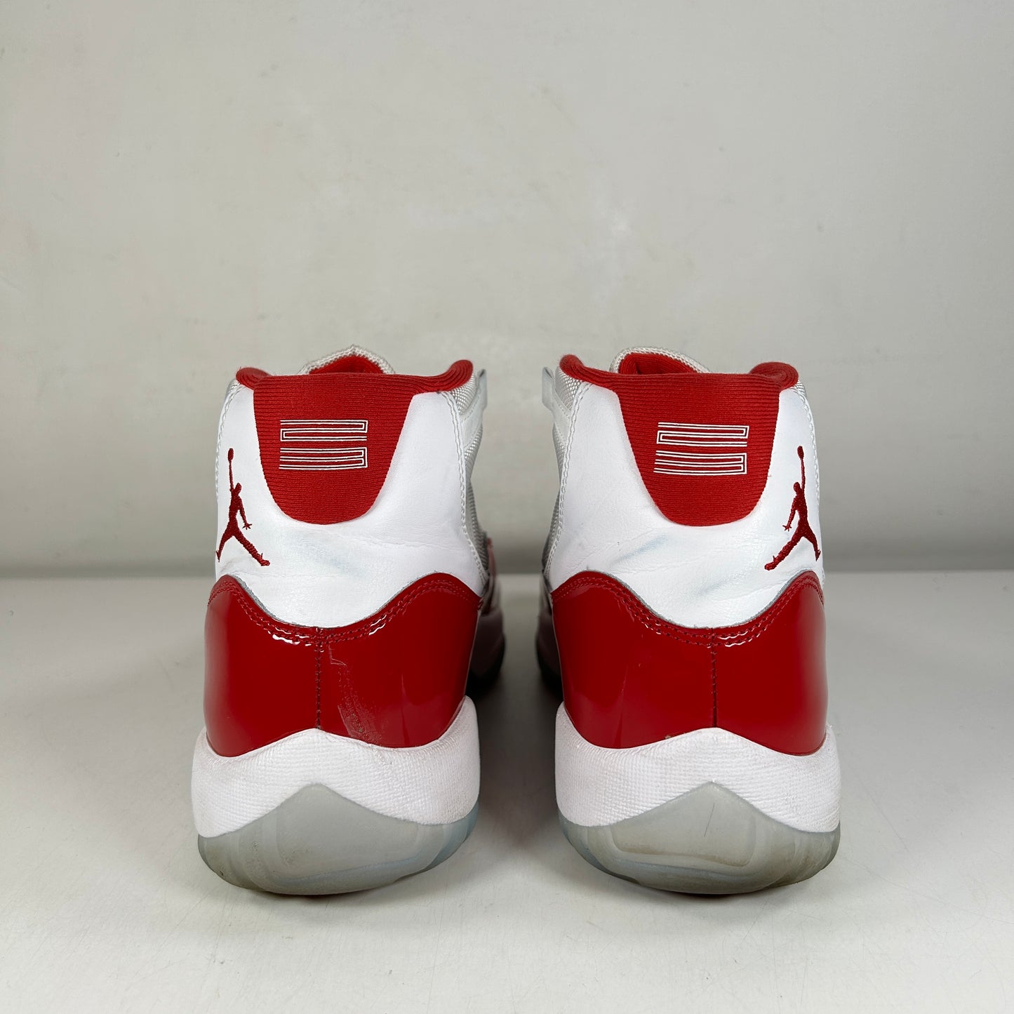 CT8012 116 Jordan 11 Retro Cherry (2022) [USED] - 9 M (Used)