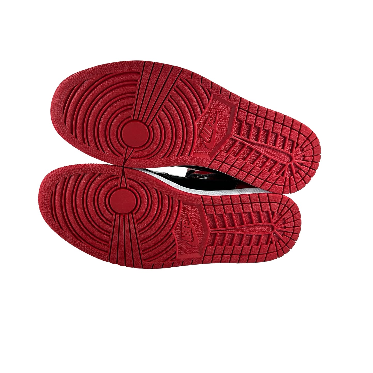 555088 063 Jordan 1 Retro High OG Patent Bred [USED] - 9.5 M (Used7)