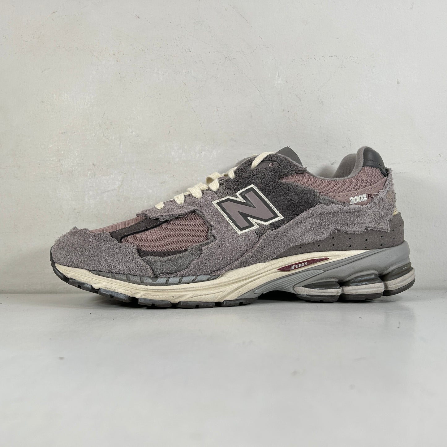 M2002RDY New Balance 2002R Protection Pack Dusty Lilac [USED] - 10 M (Used)