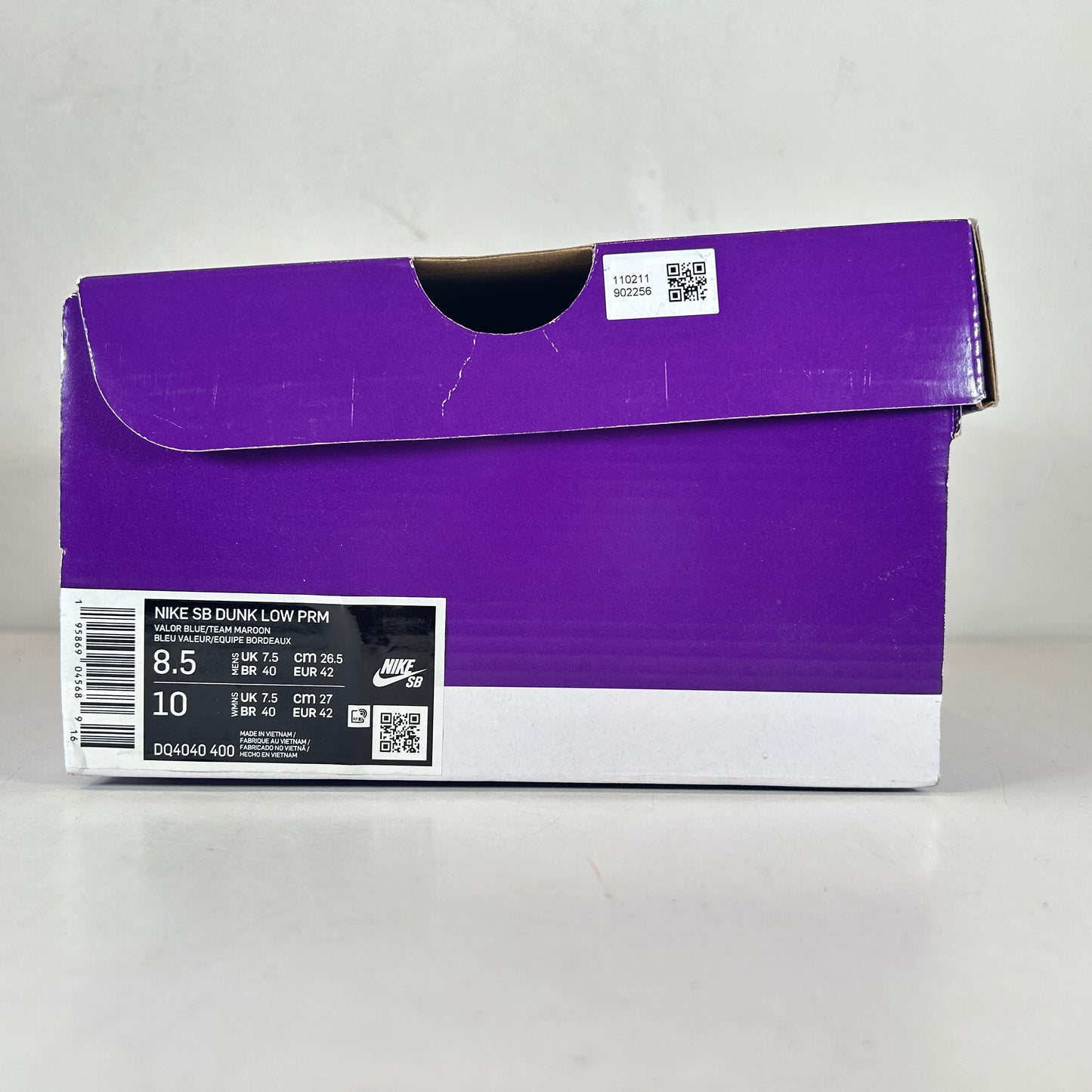 DQ4040 400 Nike SB Dunk Low Philadelphia Phillies [USED] - 8.5 M (Used)