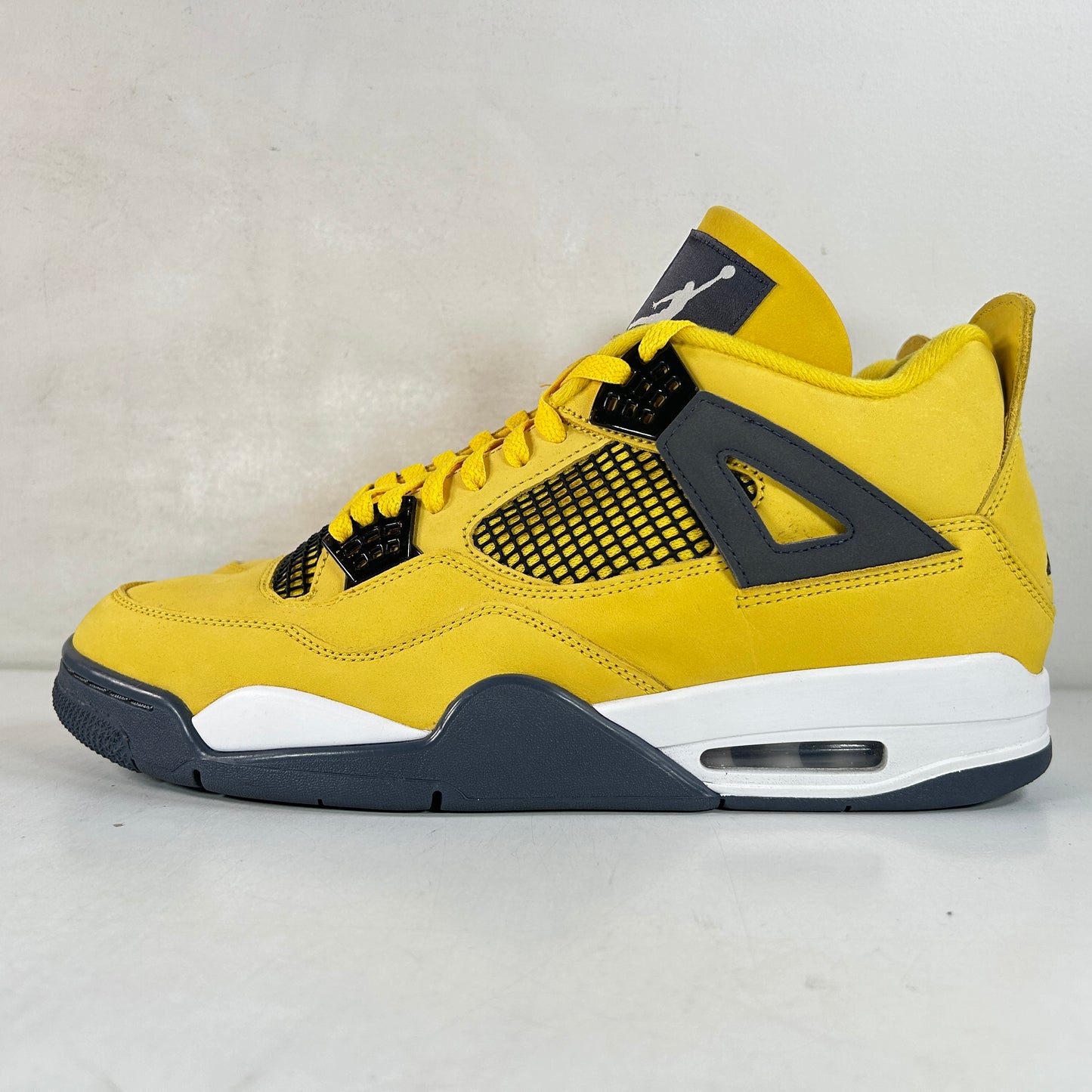 CT8527 700 Jordan 4 Retro Lightning (2021) [USED] - 13 M (Used)