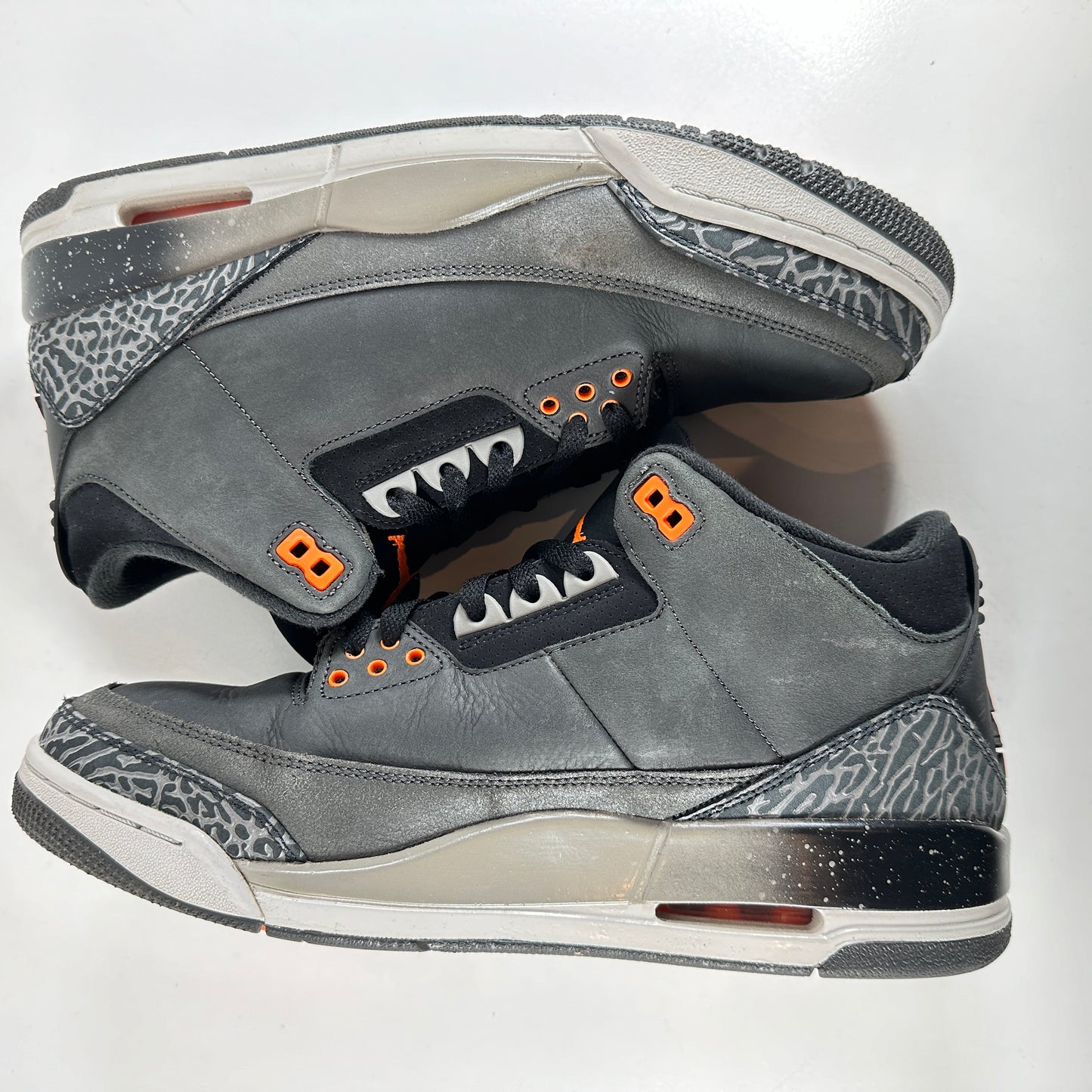 CT8532 080 Jordan 3 Retro Fear Pack (2023) [USED] - 11 M (Used4)