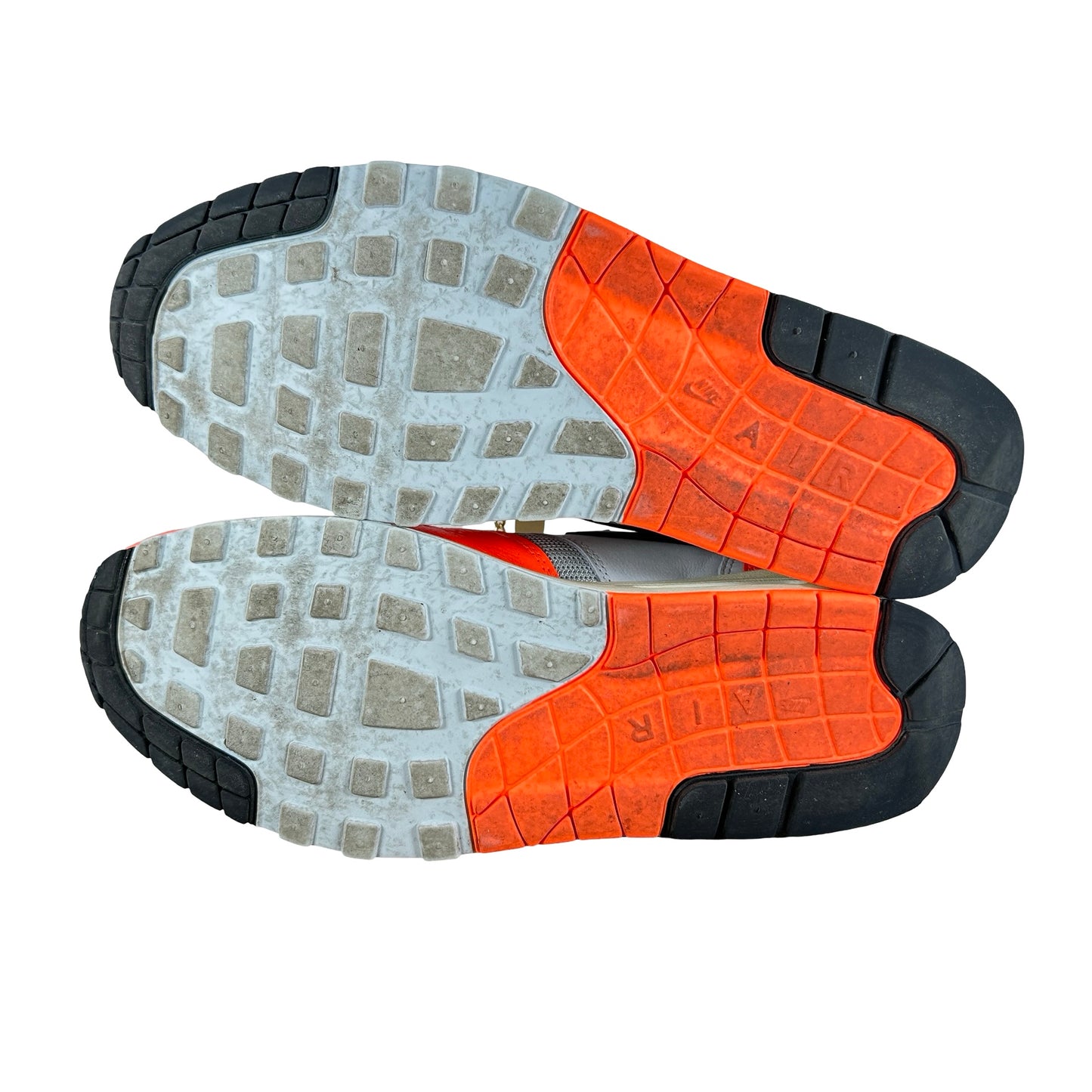 II7055 800 Nike Air Max 1 Patta Waves Hyper Crimson Pure Platinum [USED] - 11.5 M (Used)