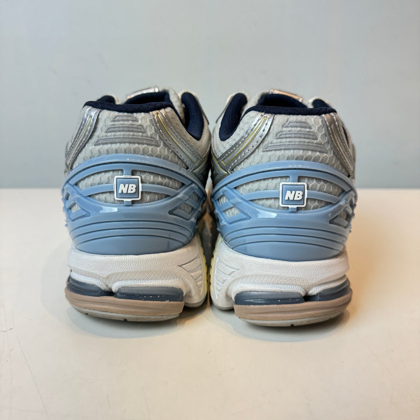 M1906RKC New Balance 1906R Kith White [USED] - 10.5 M (Used)