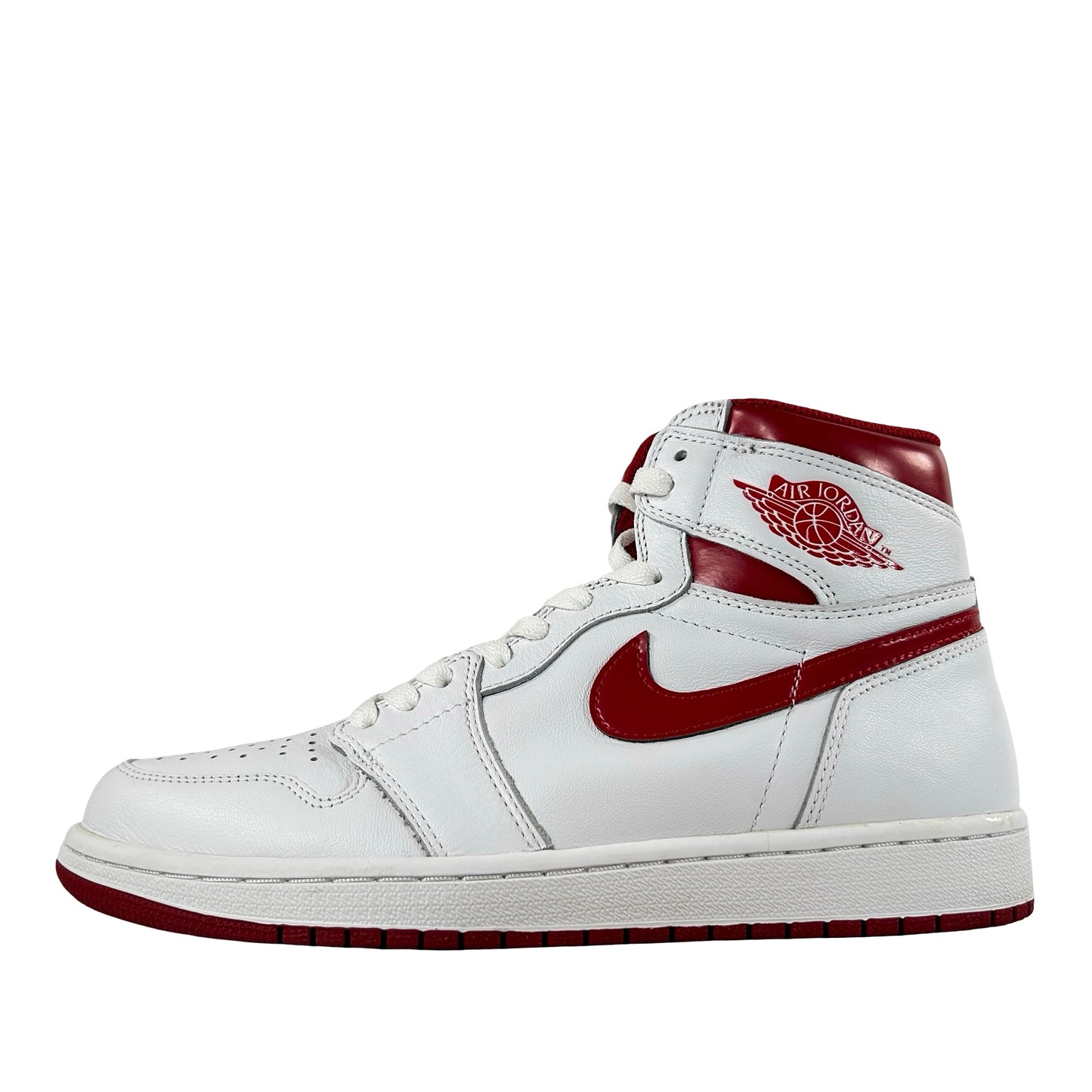 555088 103 Jordan 1 Retro Metallic Red (2017) [USED] - 9.5 M (Used)