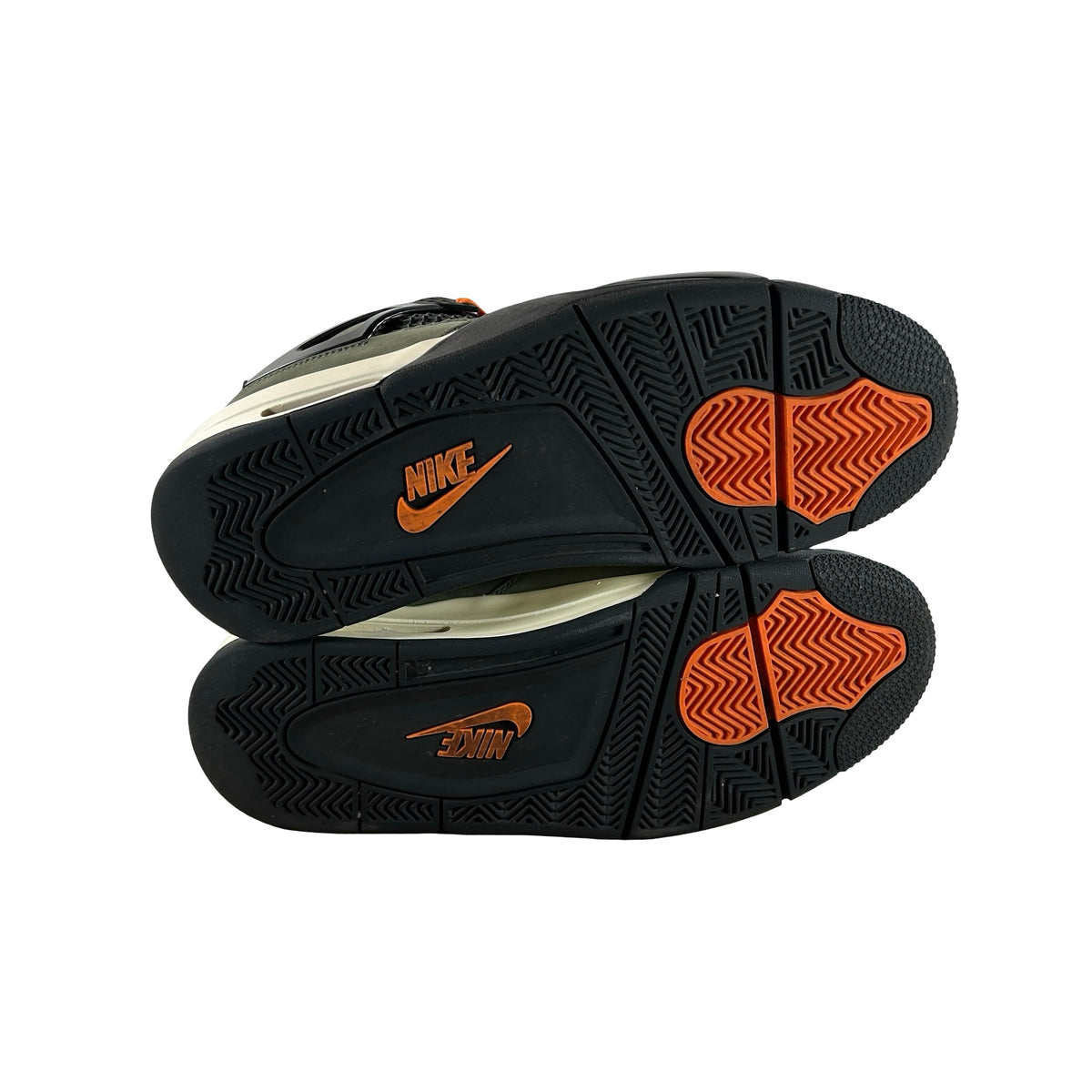 IB1519 200 Jordan 4 Retro OG SP Undefeated (2025) [USED] - 9 M (Used14)
