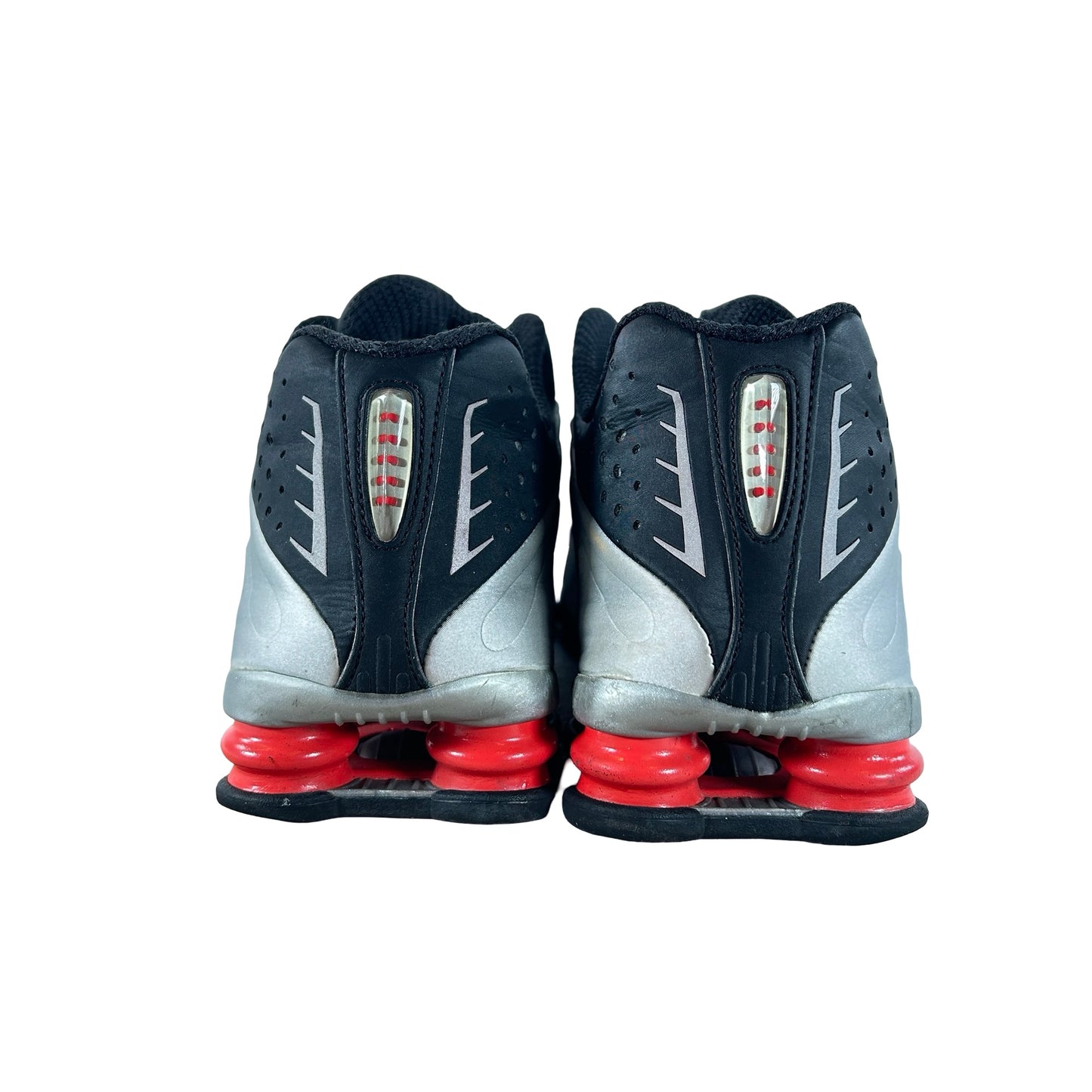BV1111 008 Nike Shox R4 Black Metallic Silver (2018/2024) [USED] - 9 M (Used) (No Box)