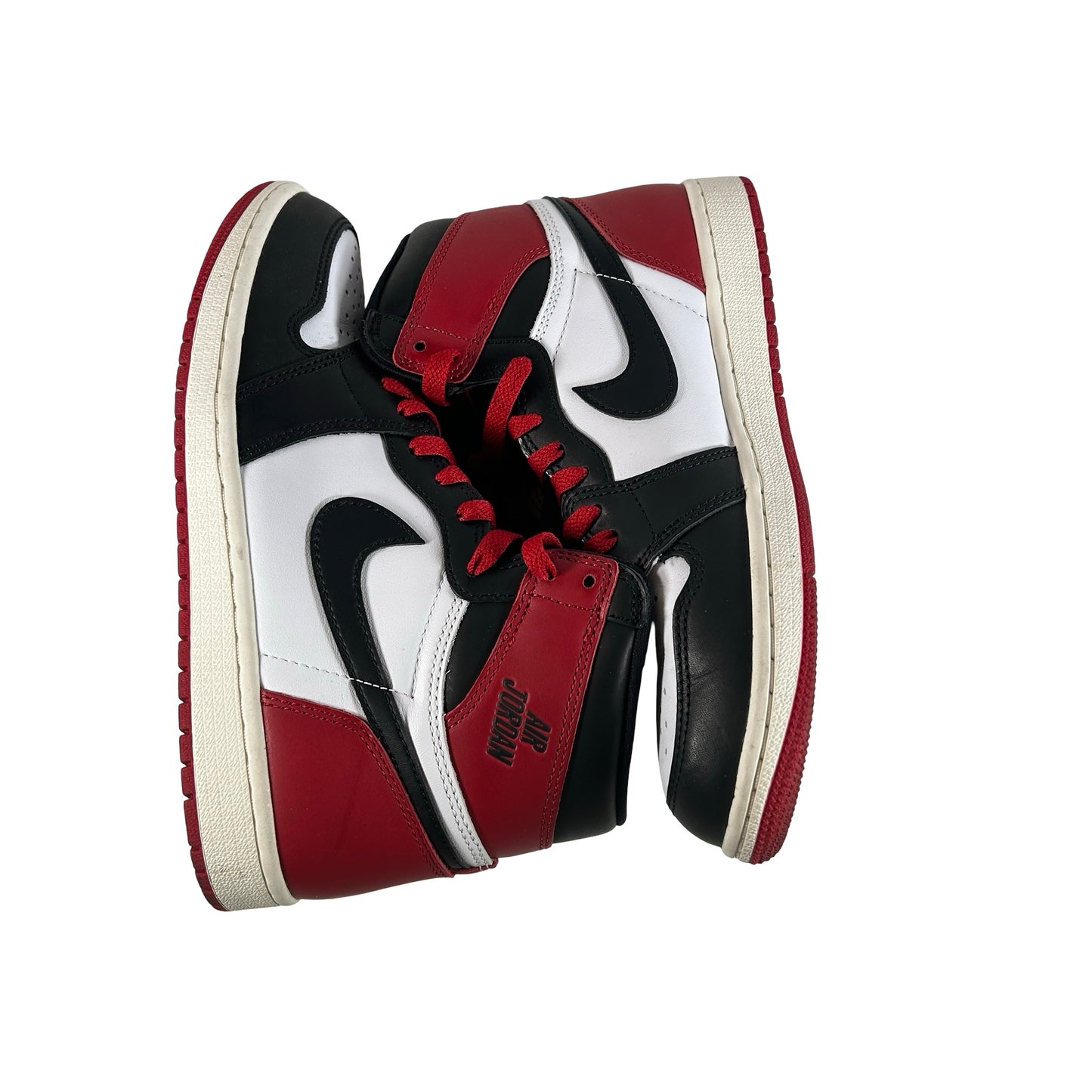 DZ5485 106 Jordan 1 Retro High OG Black Toe Reimagined [USED] - 8 M (Used5)