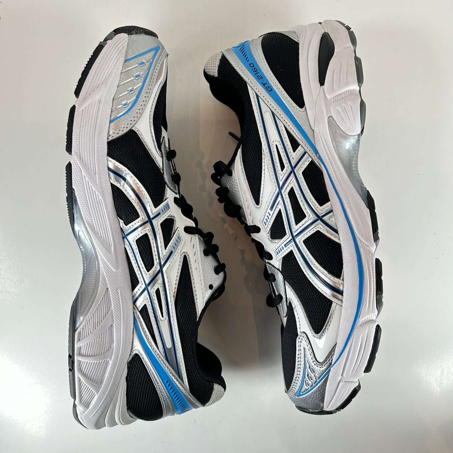 1203A320 004 ASICS GT-2160 Black Pure Silver Bright Blue [USED] - 10.5 M (Used) (No Box)
