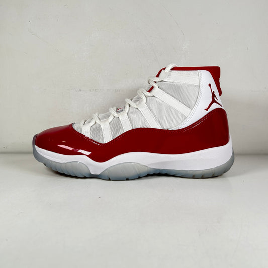 CT8012 116 Jordan 11 Retro Cherry (2022) [USED] - 9 M (Used2) (No Box2)