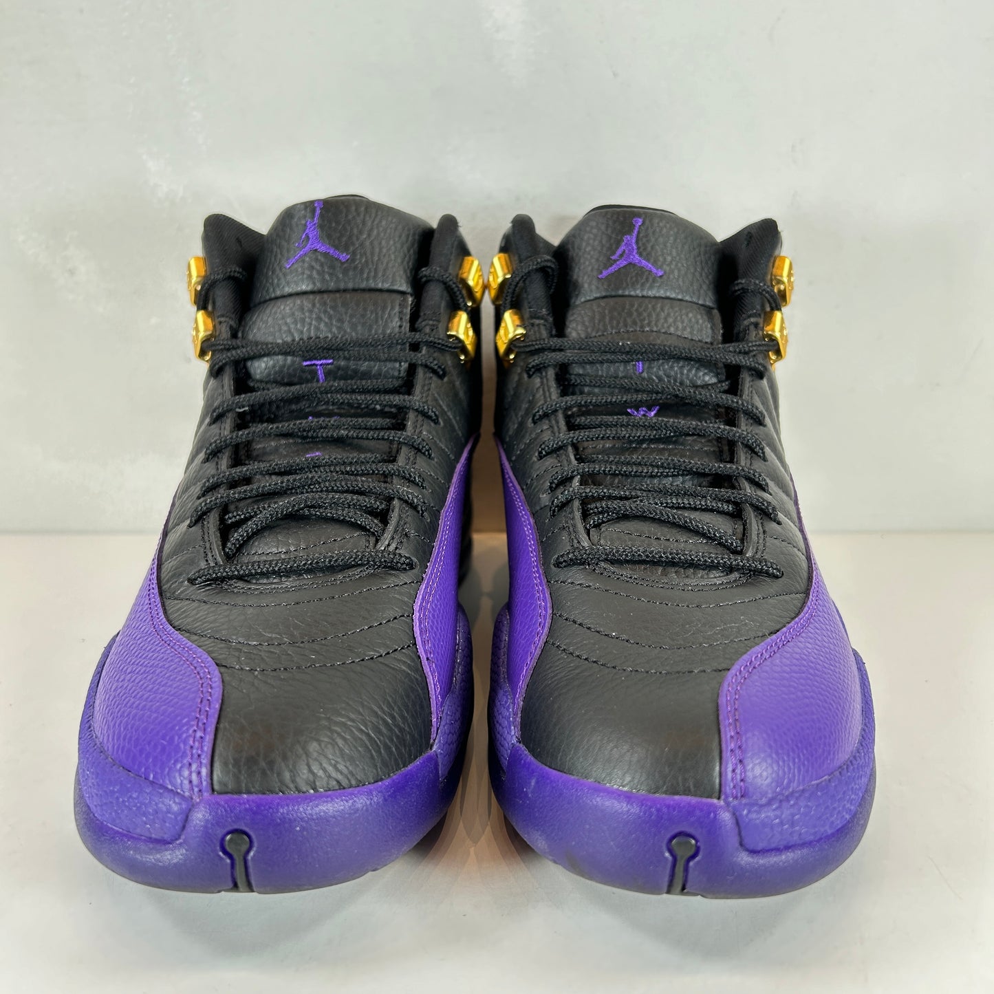 CT8013 057 Jordan 12 Retro Field Purple [USED] - 8.5 M (Used)