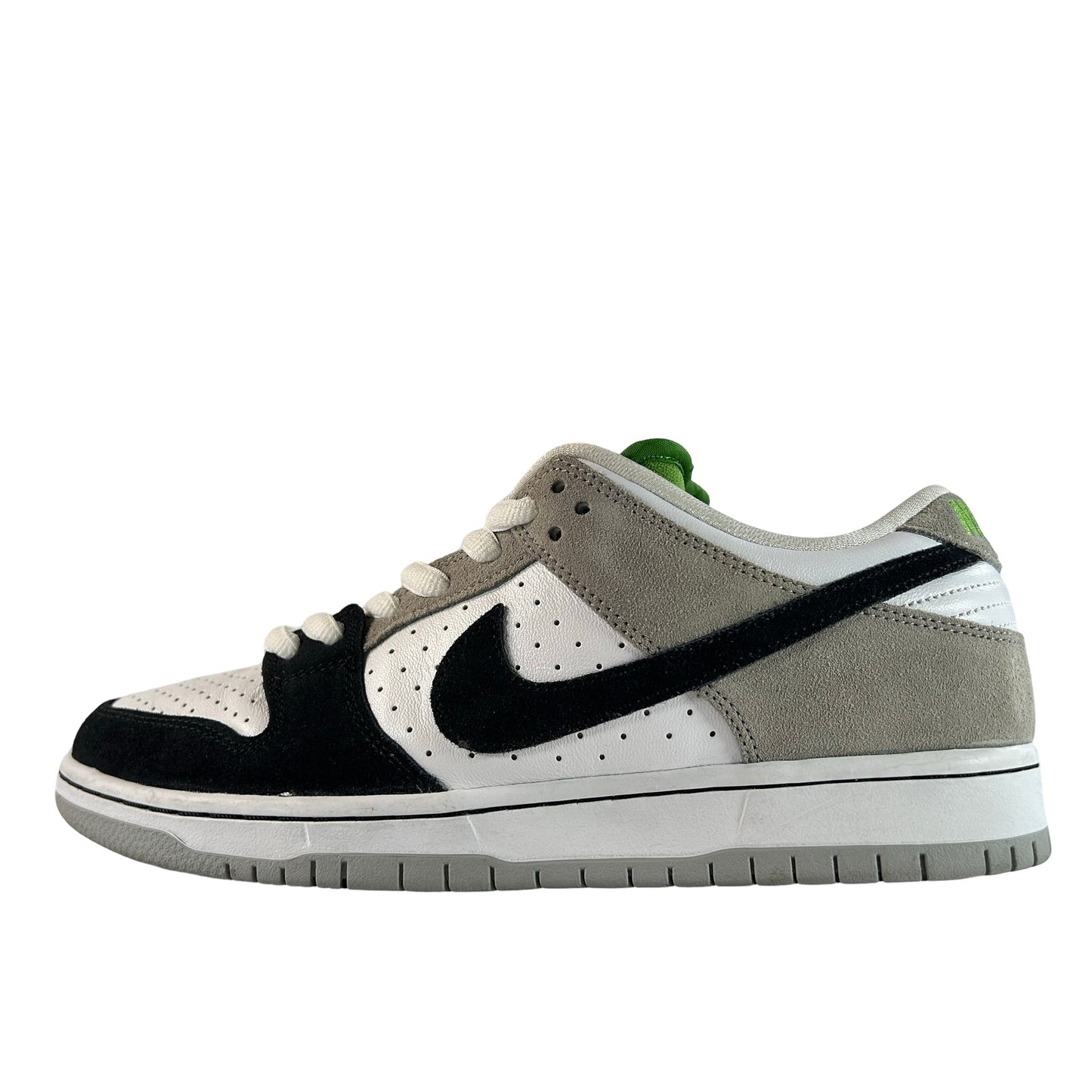 BQ6817 011 Nike SB Dunk Low Chlorophyll [USED] - 9.5 M (Used)