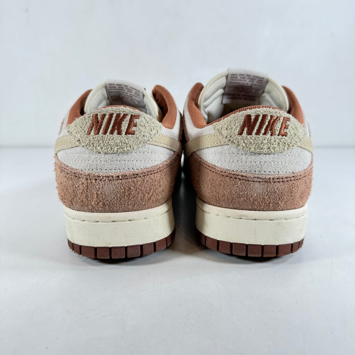 DD1390 100 Nike Dunk Low Medium Curry [USED] - 13 M (Used)