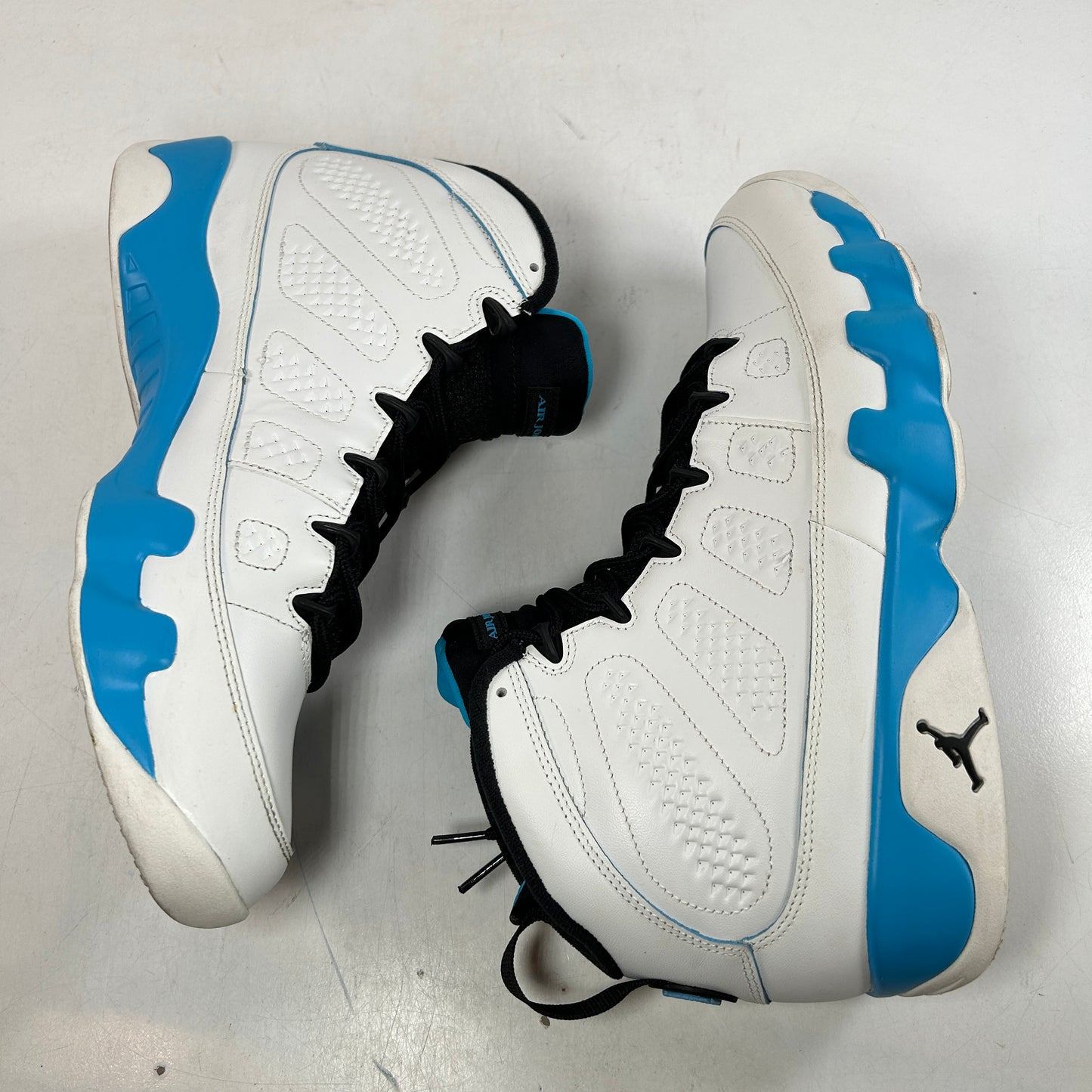 FQ8992 101 Jordan 9 Retro Powder Blue (2024) [USED] - 13 M (Used3)