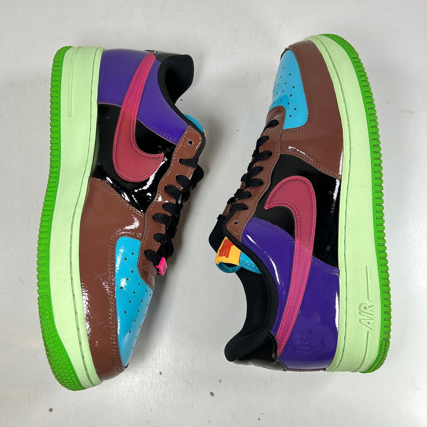 DV5255 200 Nike Air Force 1 Low SP Undefeated Multi Rosa