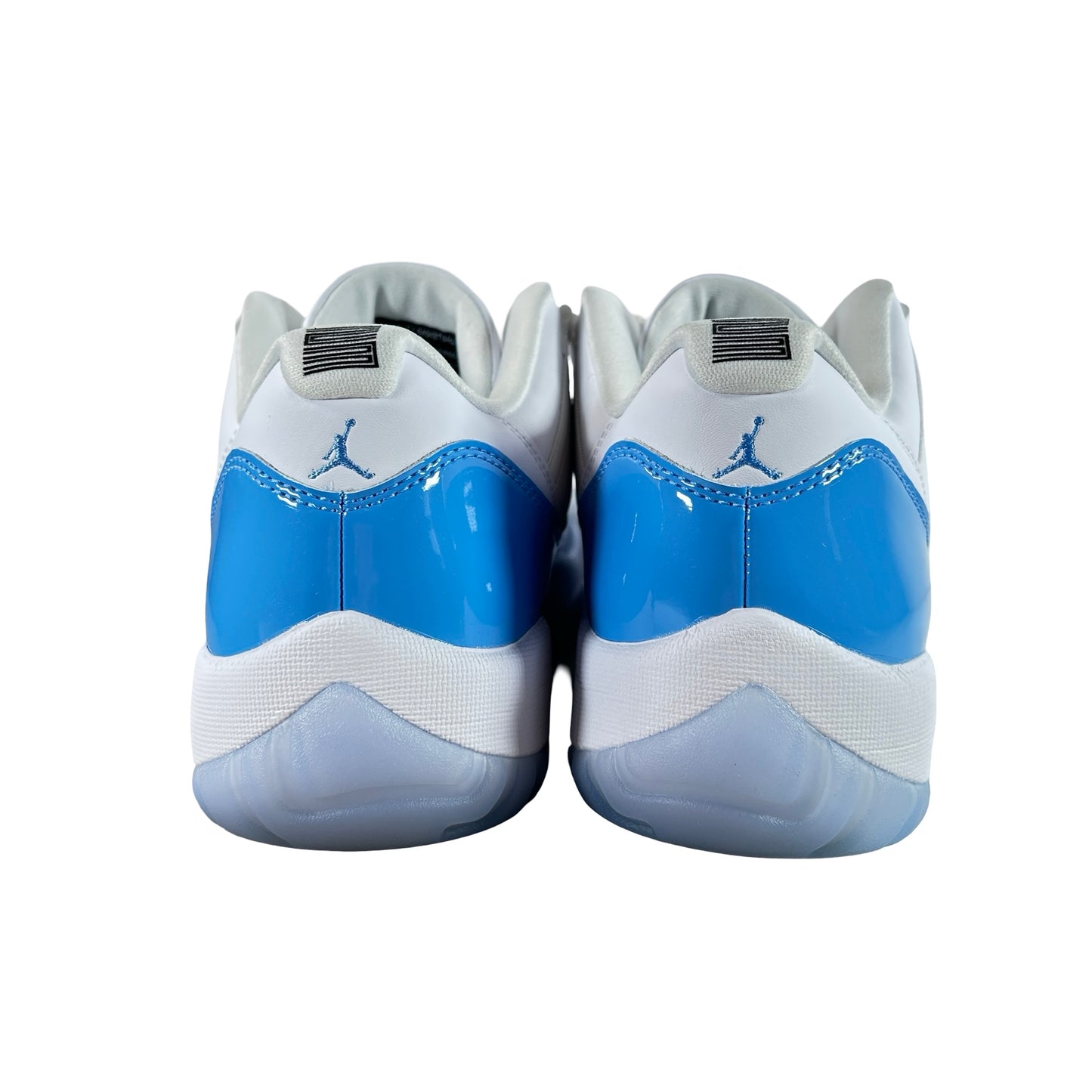 FV5104 100 Jordan 11 Retro Low University Blue (2026) [USED] - 12 M (Used)