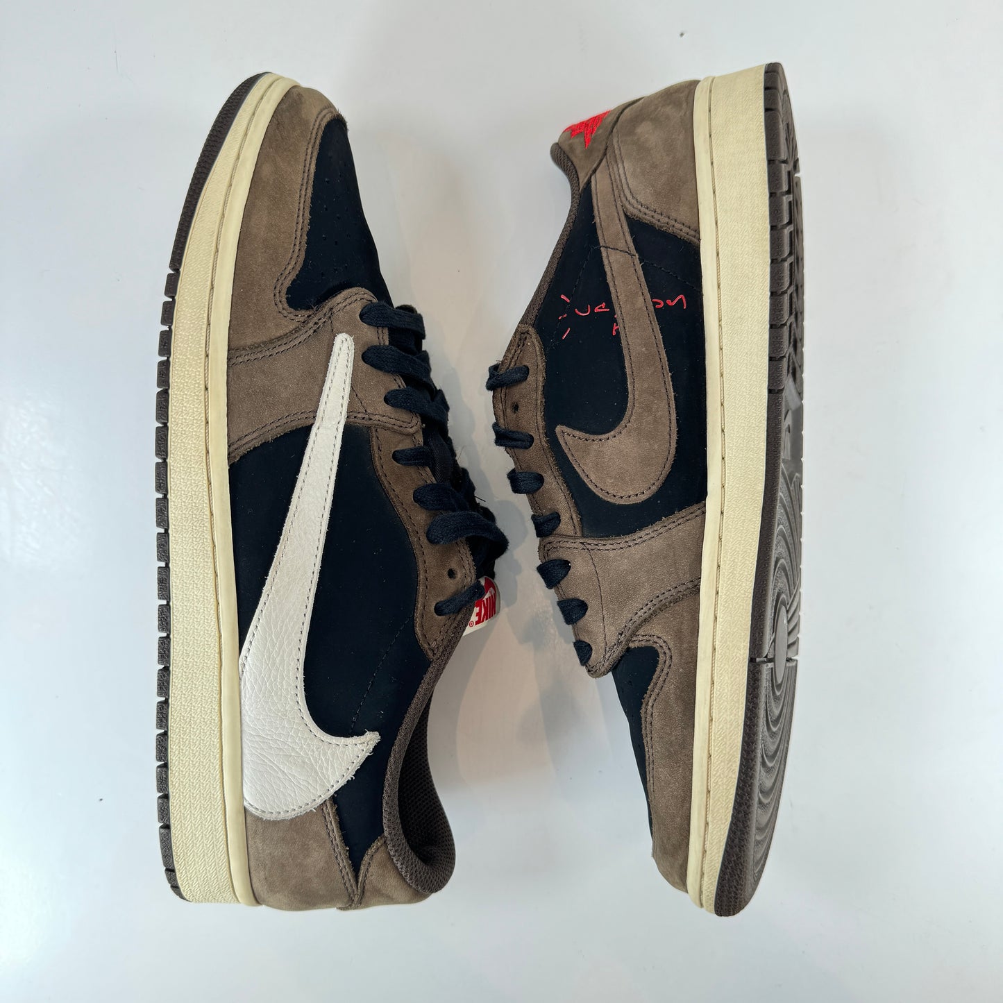 CQ4277 001 Jordan 1 Low Travis Scott Mocha [USED] - 11 M (Used2) (No Box2)