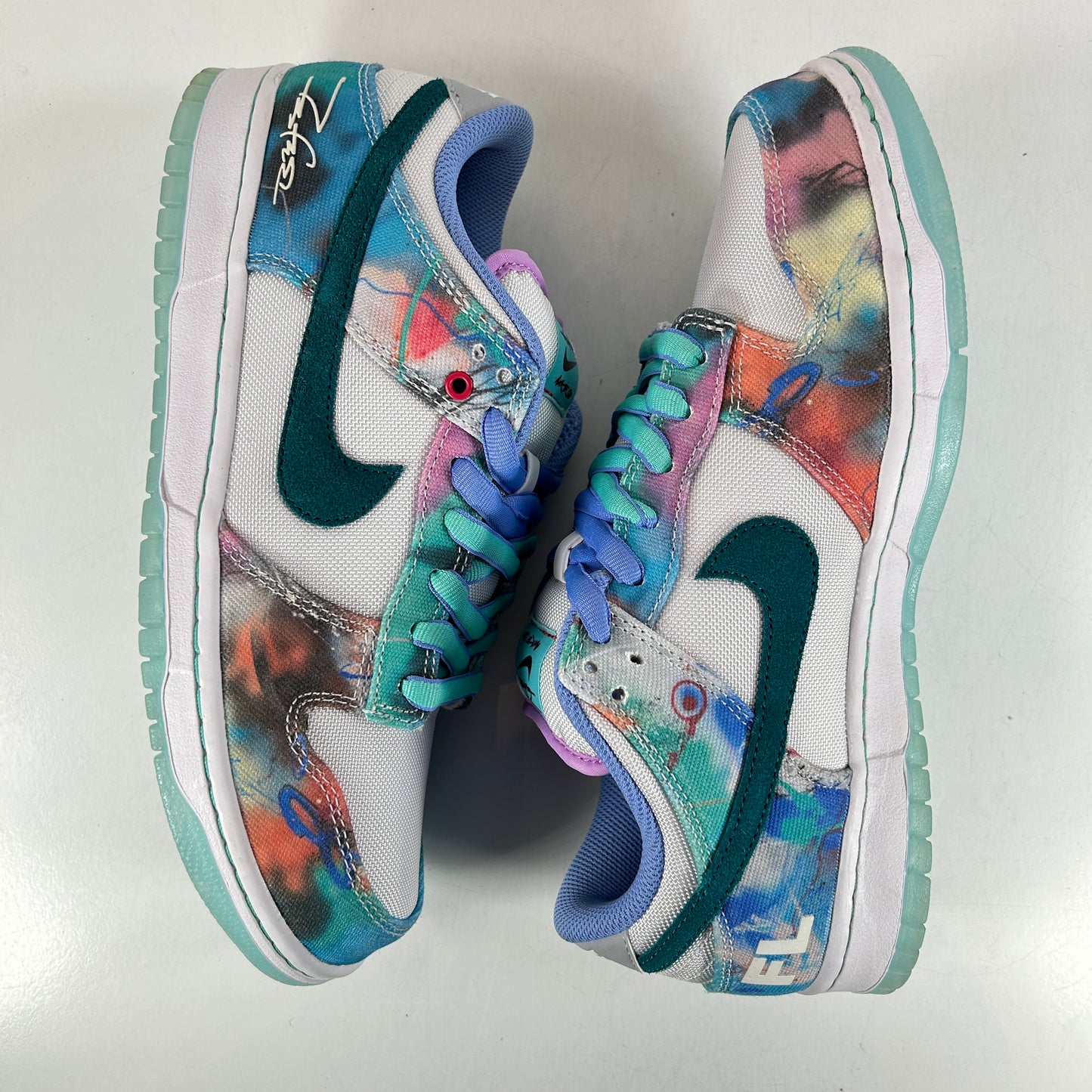 HF6061 400 Nike SB Dunk Low Futura Laboratories Bleached Aqua [USED] - 9 M (VNDS)