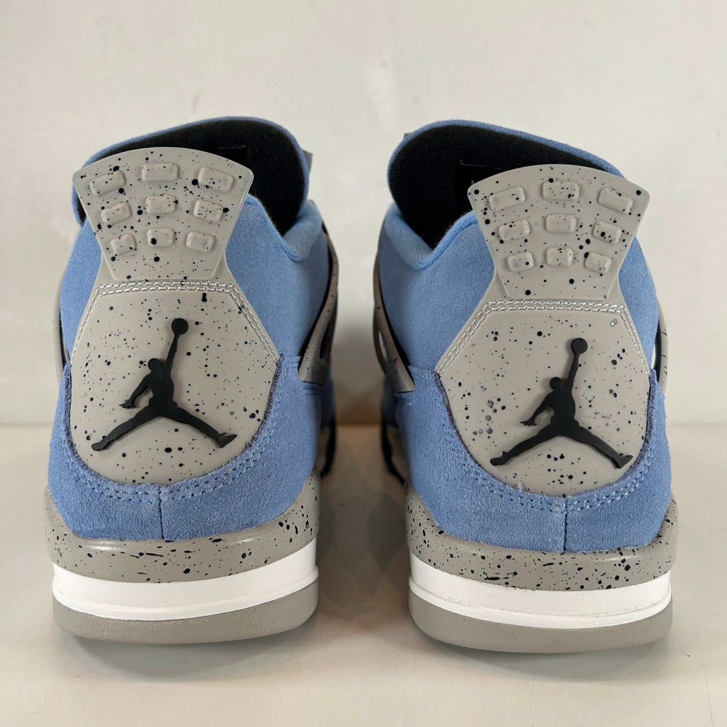 CT8527 400 Jordan 4 University Blue [USED] - 12 M (Used)