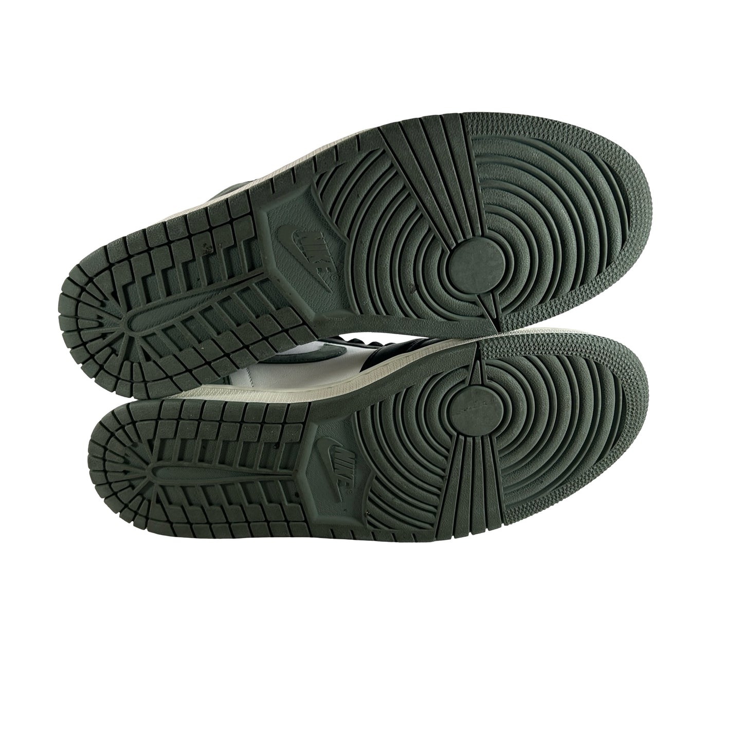 555088 135 Jordan 1 Clay Green [USED] - 10.5 M (Used)
