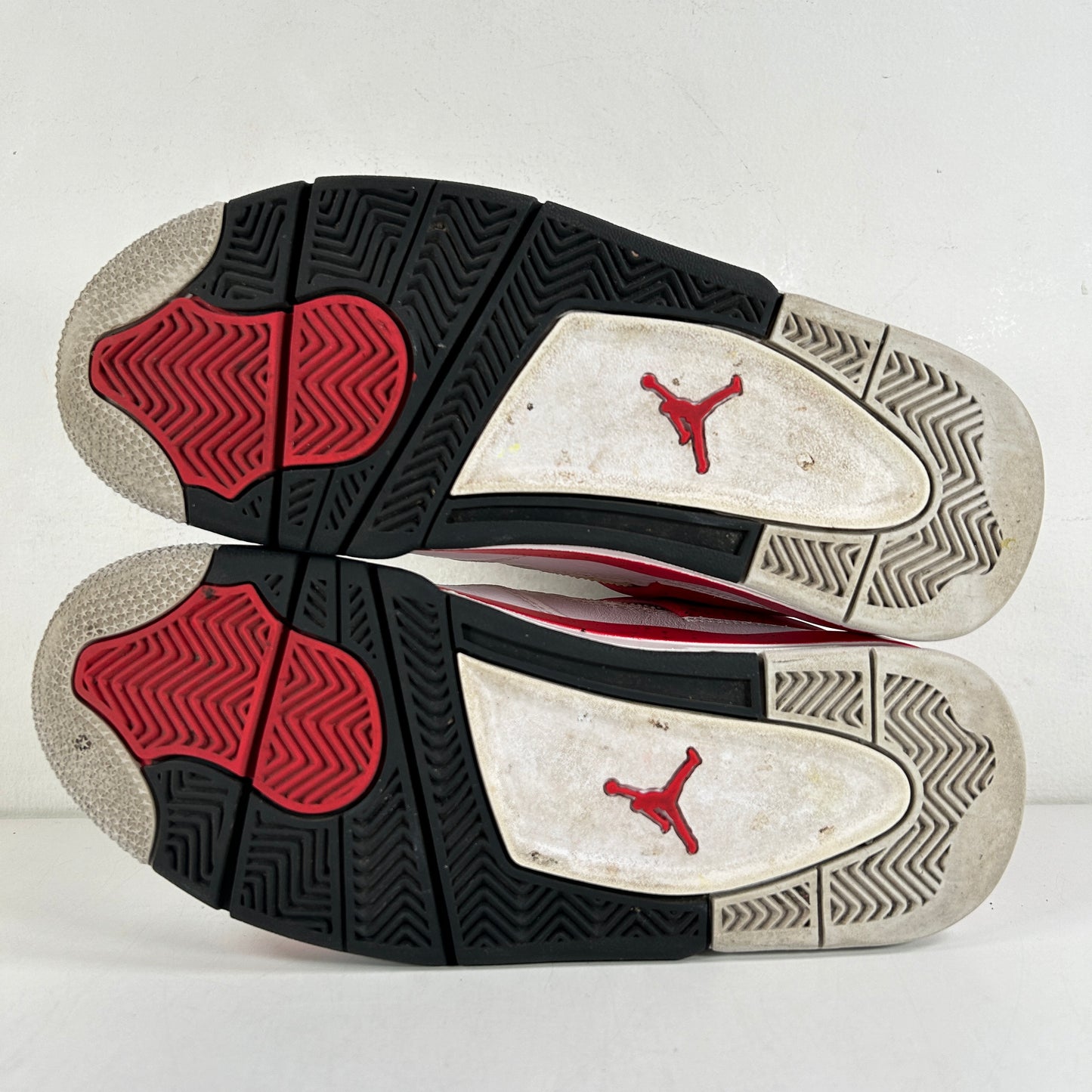 408452 161 Jordan 4 Retro Red Cement (GS) [USED] - 7 Y (Used) (No Box)