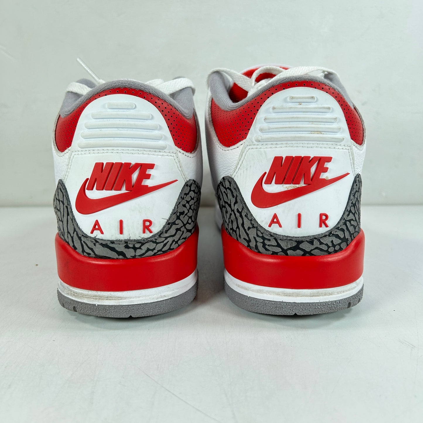 DN3707 160 Jordan 3 Retro Fire Red (2022) [USED] - 11 M (Used) (No Box)