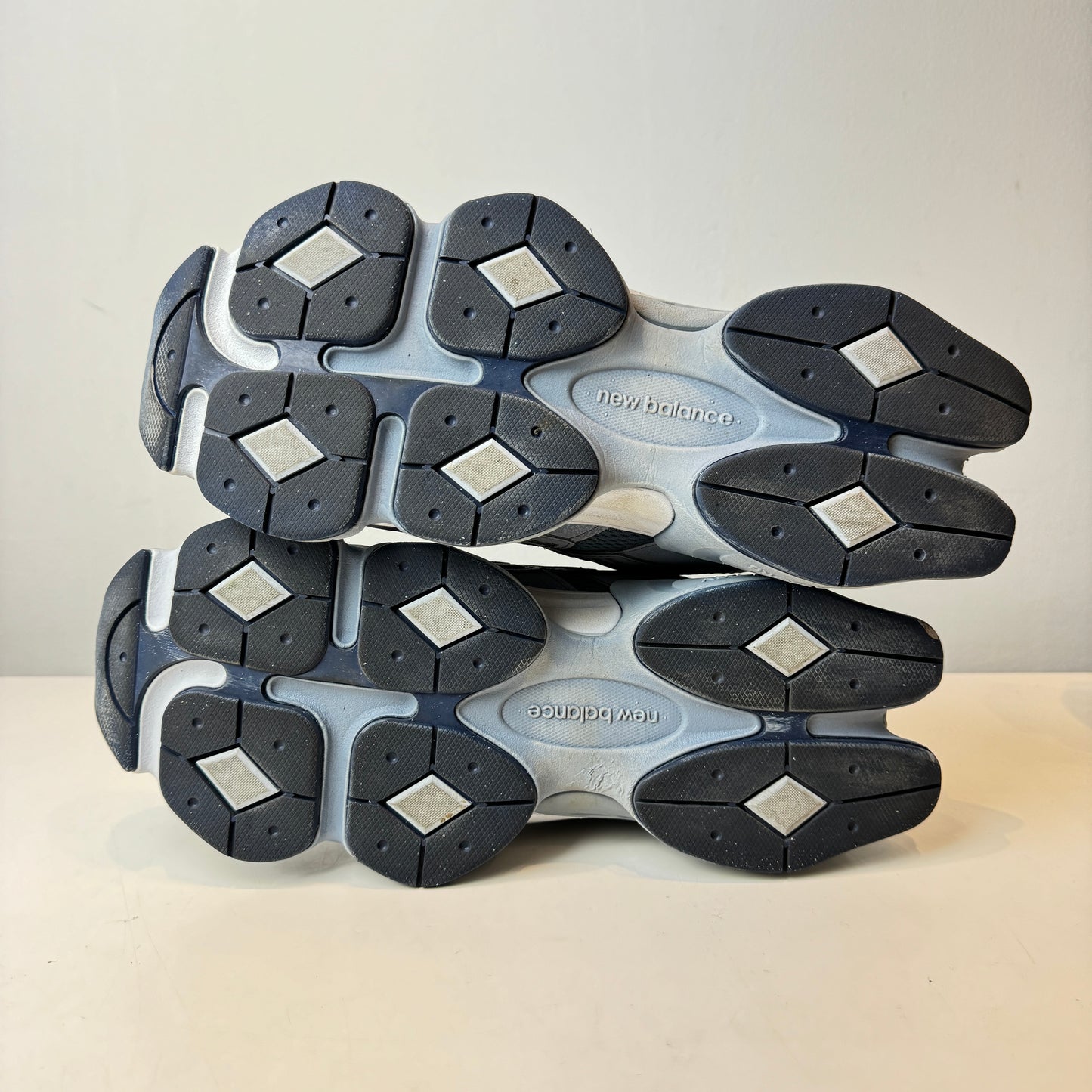 U9060MD1 New Balance 9060 Grey Day (2023) [USED] - 11 M (Used)