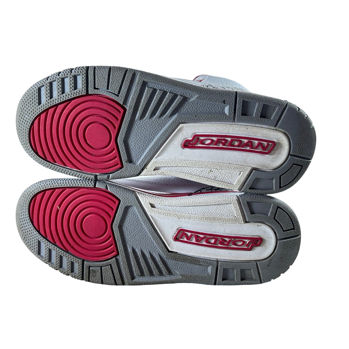 398614 126 Jordan 3 Retro Cardinal (GS) [USED] - 3.5 Y (Used)