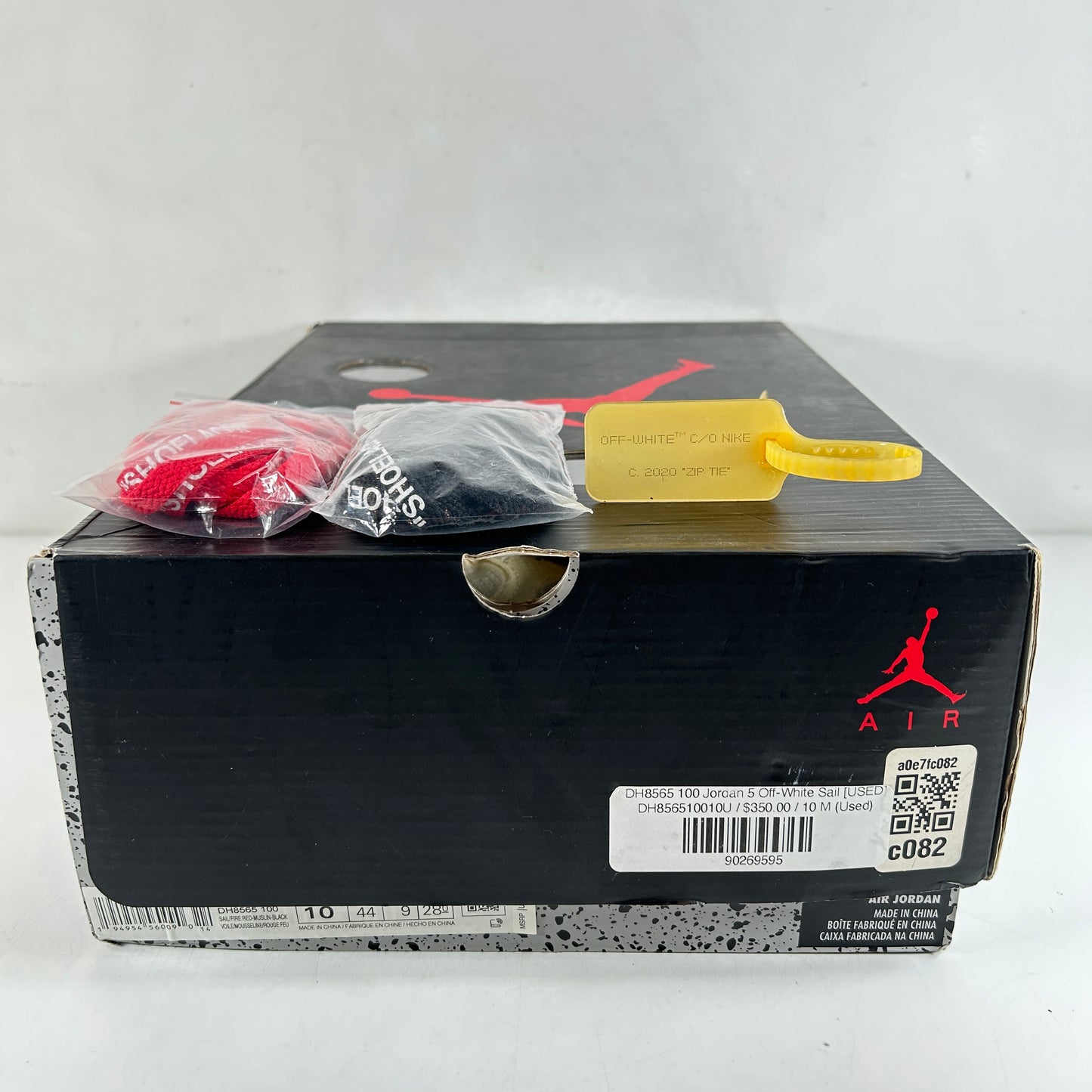 DH8565 100 Jordan 5 Off-White Sail [USED] - 10 M (Used)