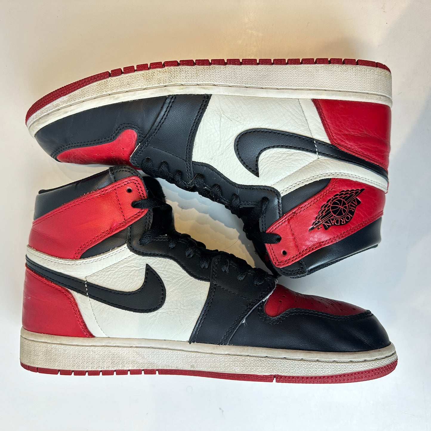 555088 610 Jordan 1 Bred Toe [USED] - 9.5 M (Used) (No Box)