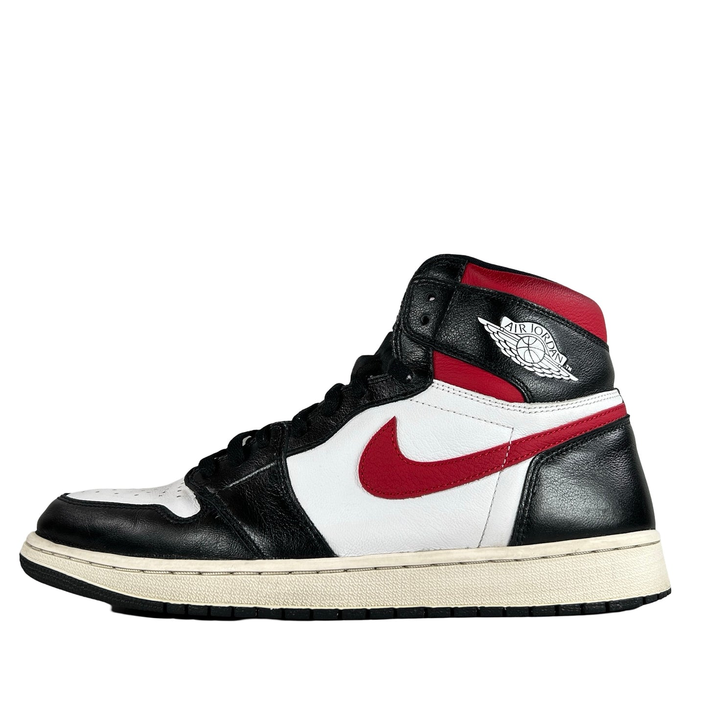 555088 061 Jordan 1 Retro High Black Gym Red [USED] - 12 M (Used) (No Box)