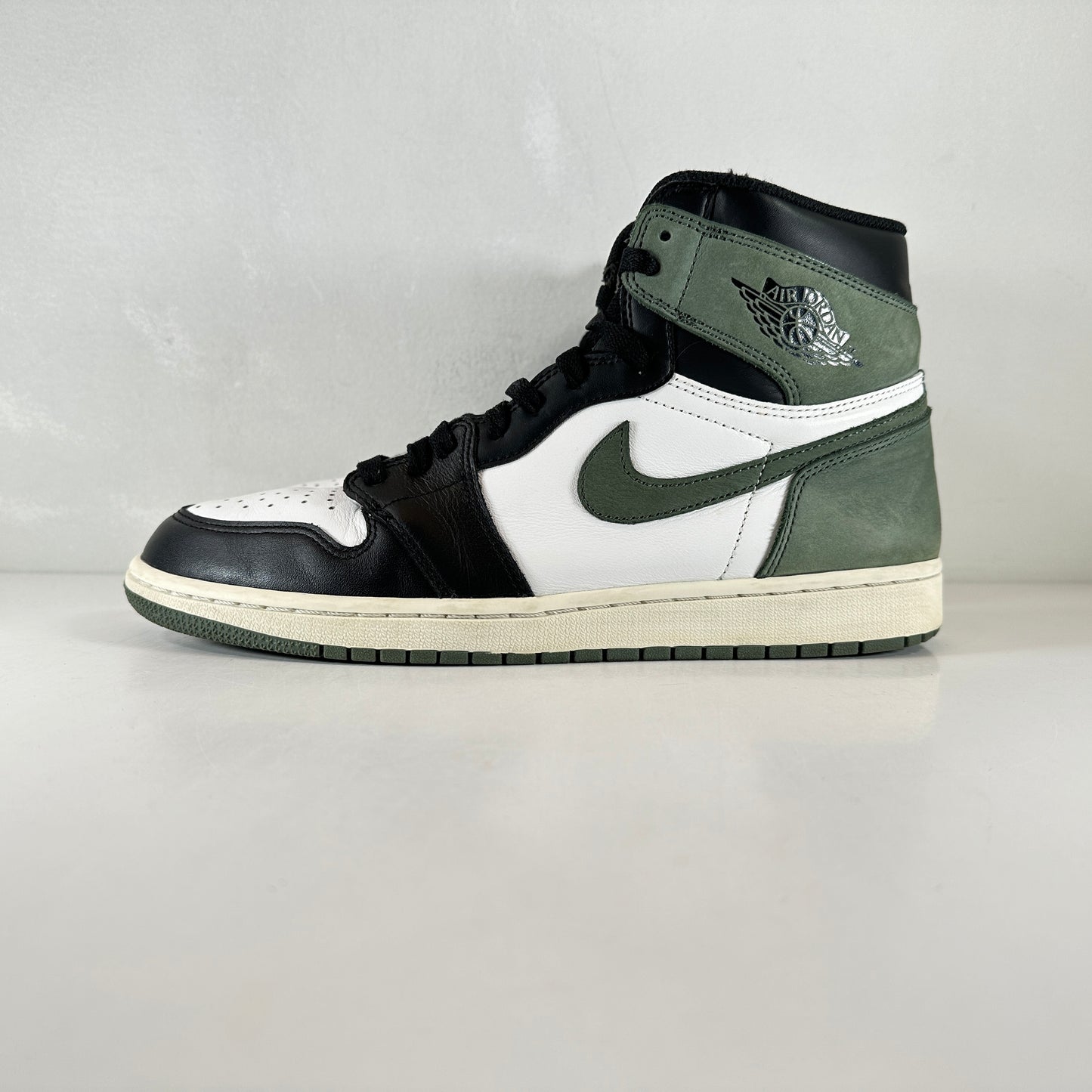 555088 135 Jordan 1 Arcilla Verde