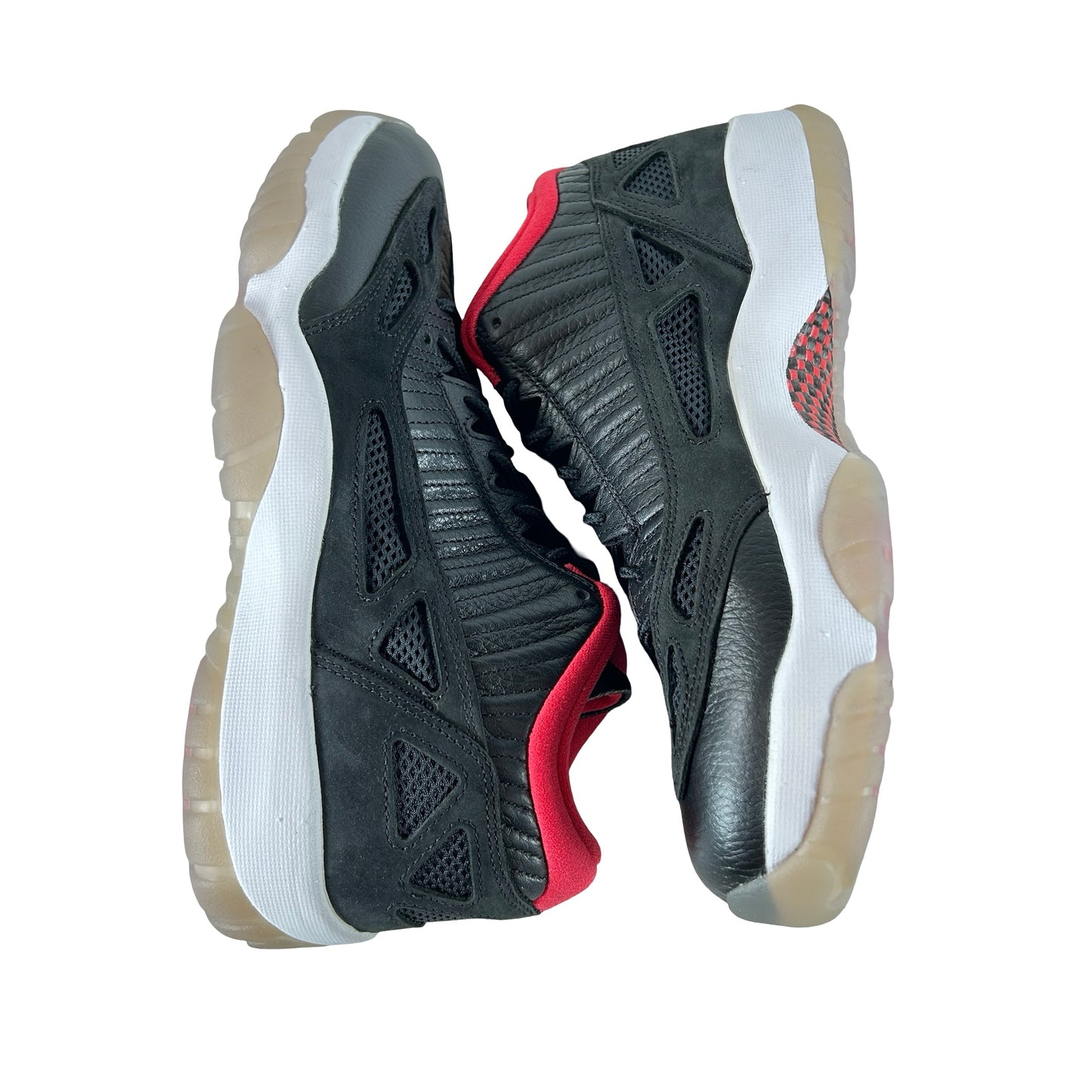 919712 023 Jordan 11 Retro Low IE Bred (2021) - 9.5 M (Yellowing)