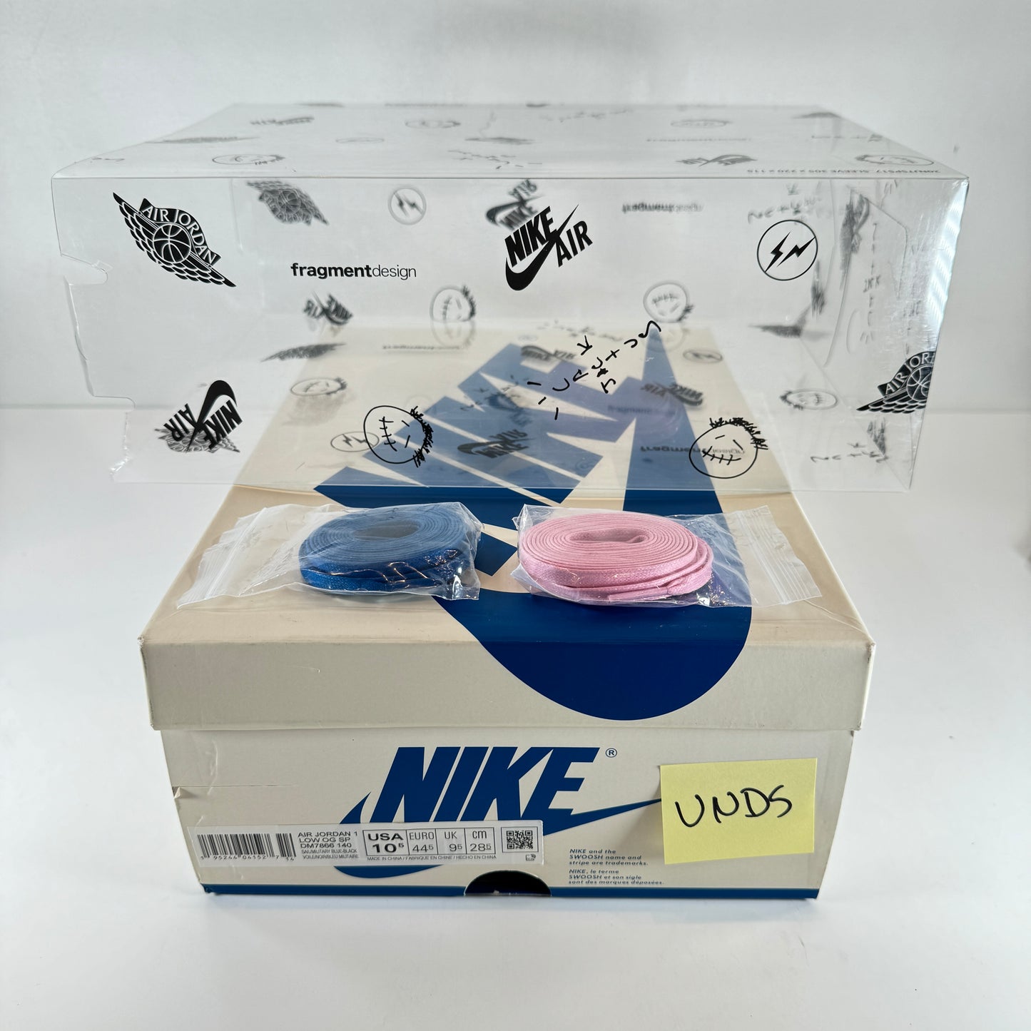 DM7866 140 Jordan 1 Low Fragment x Travis Scott [USED] - 10.5 M (VNDS)