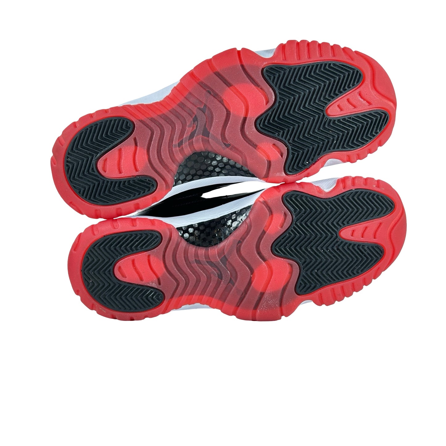 FV5104 006 Jordan 11 Retro Low Bred (2025) - 8.5 M (VNDS)