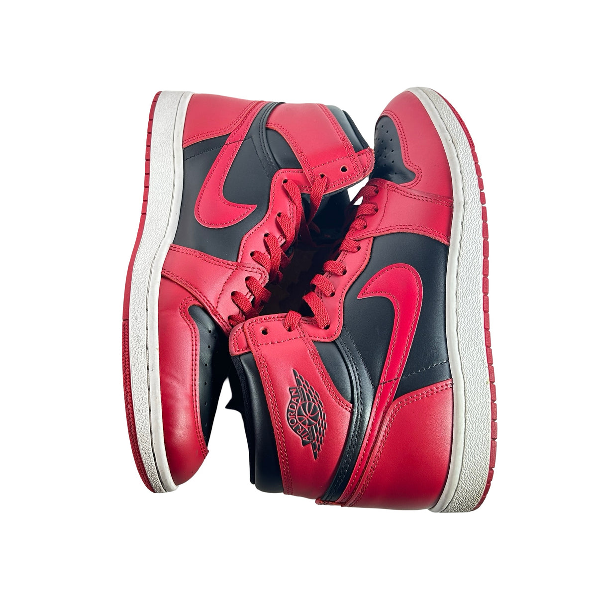 BQ4422 600 Jordan 1 Retro High '85 Varsity Red [USED] - 11 M (Used)