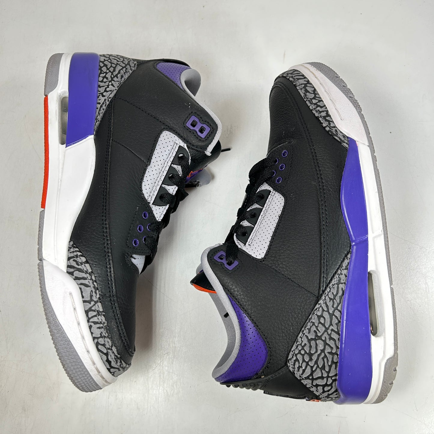 CT8532 050 Jordan 3 Retro Black Court Purple [USED] - 9 M (Used)