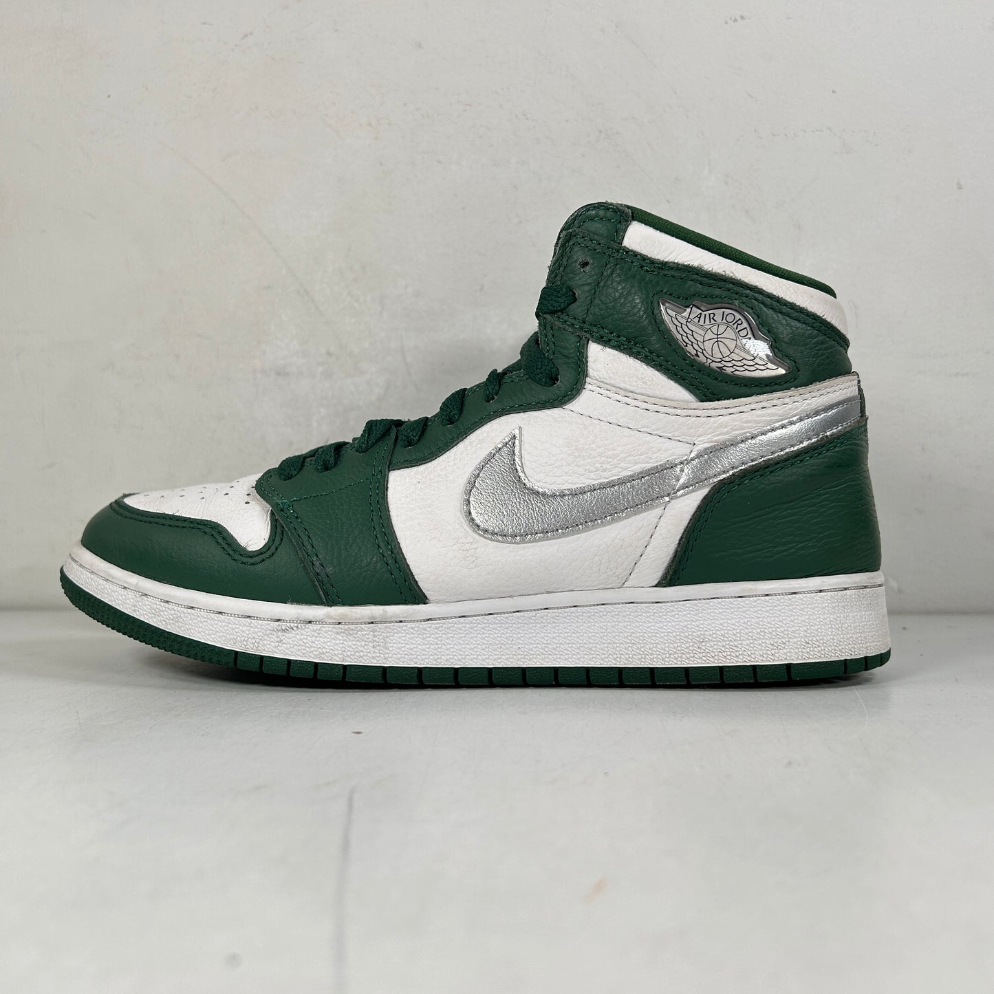 575441 303 Jordan 1 Retro High OG Gorge Verde (GS)