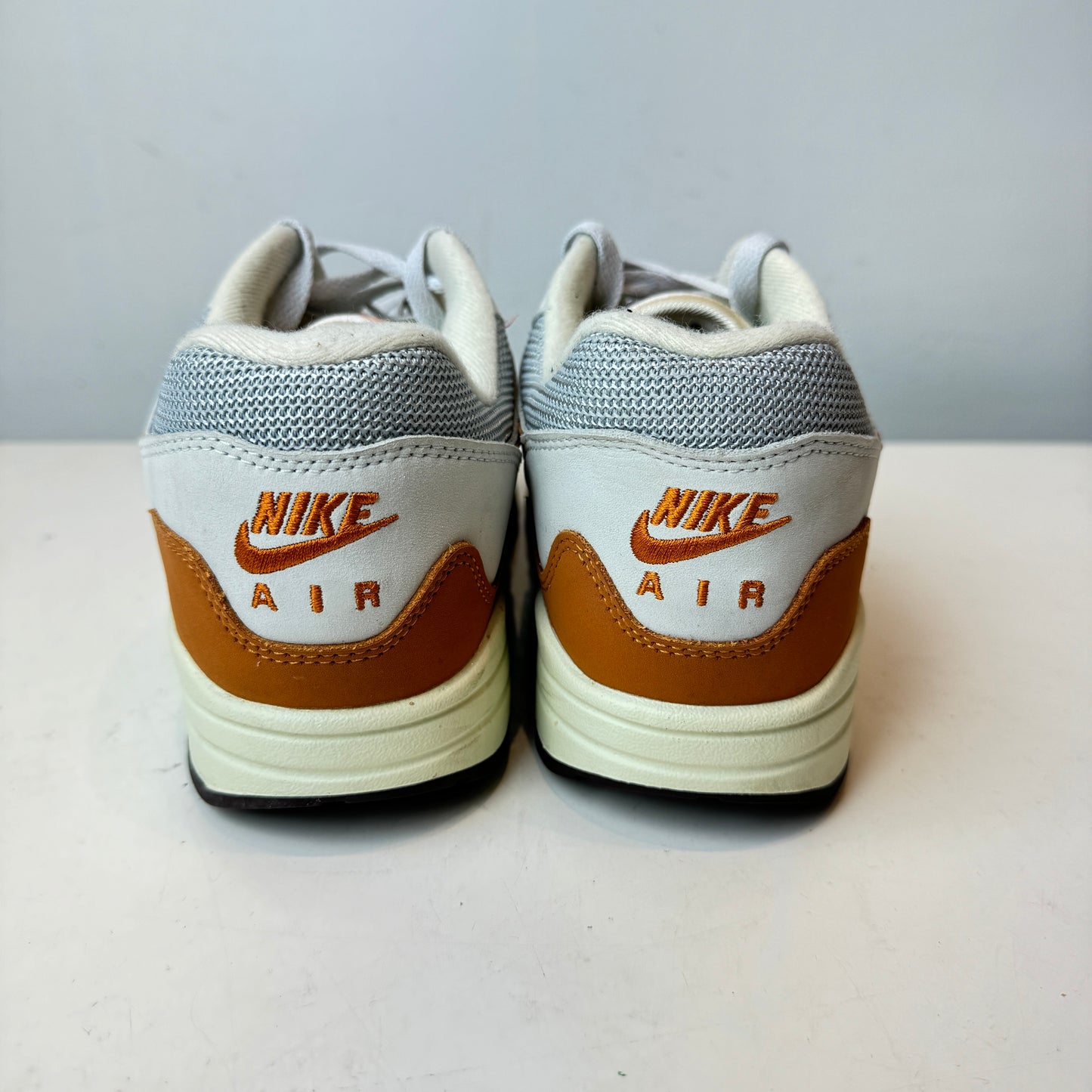 DH1348 001 Nike Air Max 1 Patta Waves Monarca