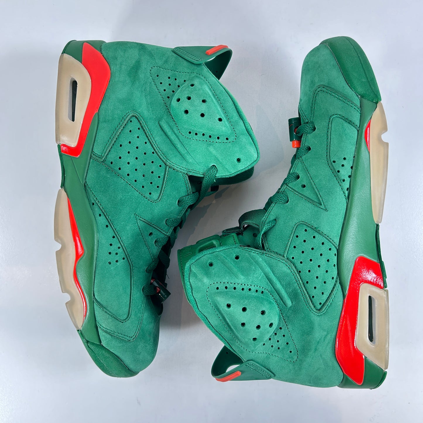 AJ5986 335 Jordan 6 Retro Gatorade Green [USED] - 10.5 M (VNDS)