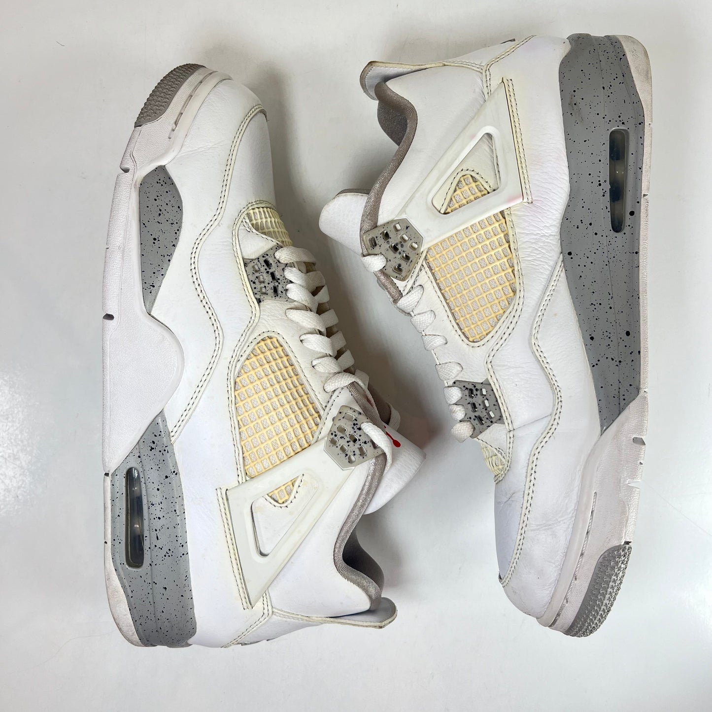 CT8527 100 Jordan 4 Retro White Oreo [USED] - 10.5 M (Used) (Missing Left Insole)